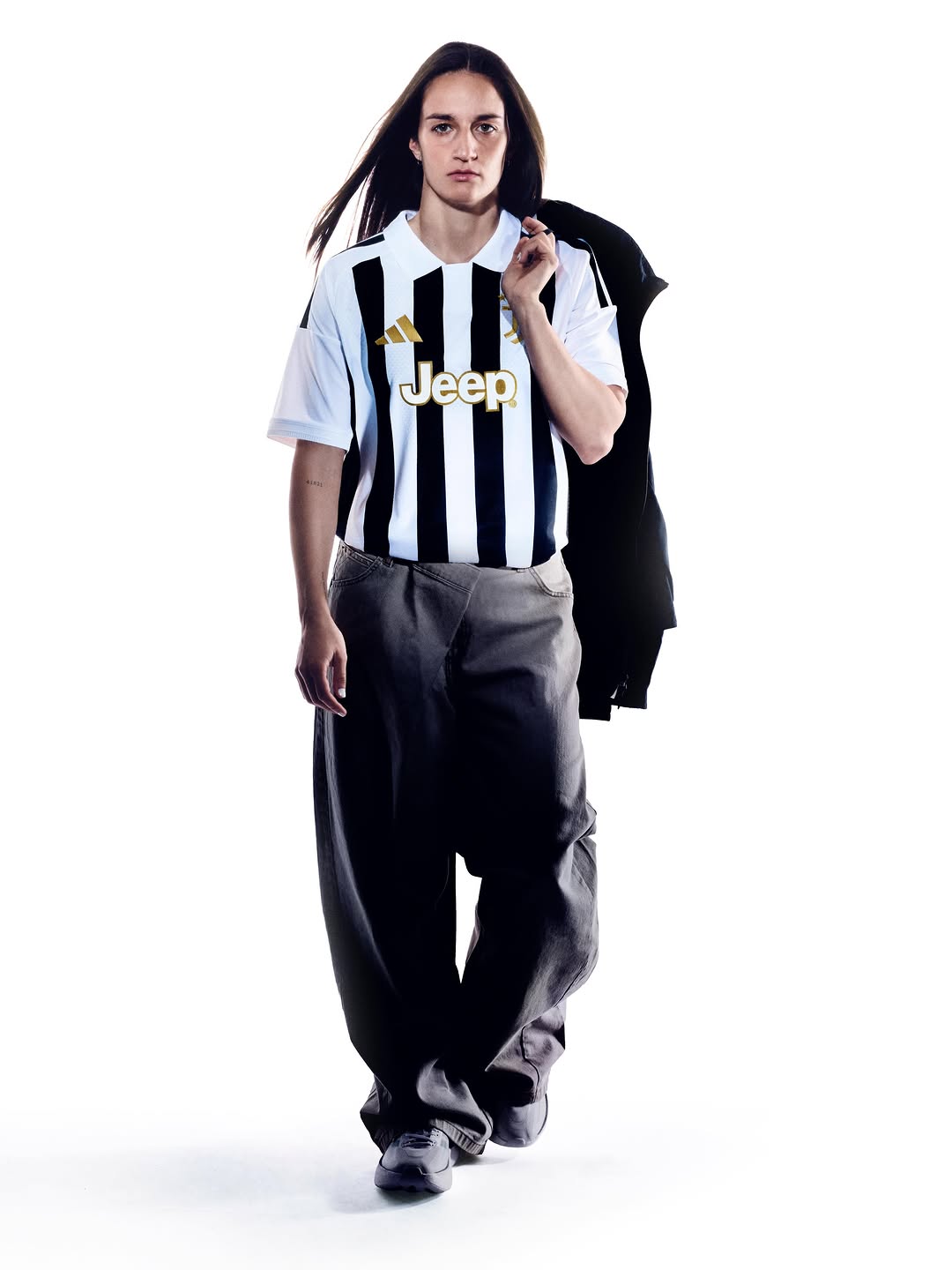Maglia home Juventus 2026-2027 ispirata alla divisa 1976-1977