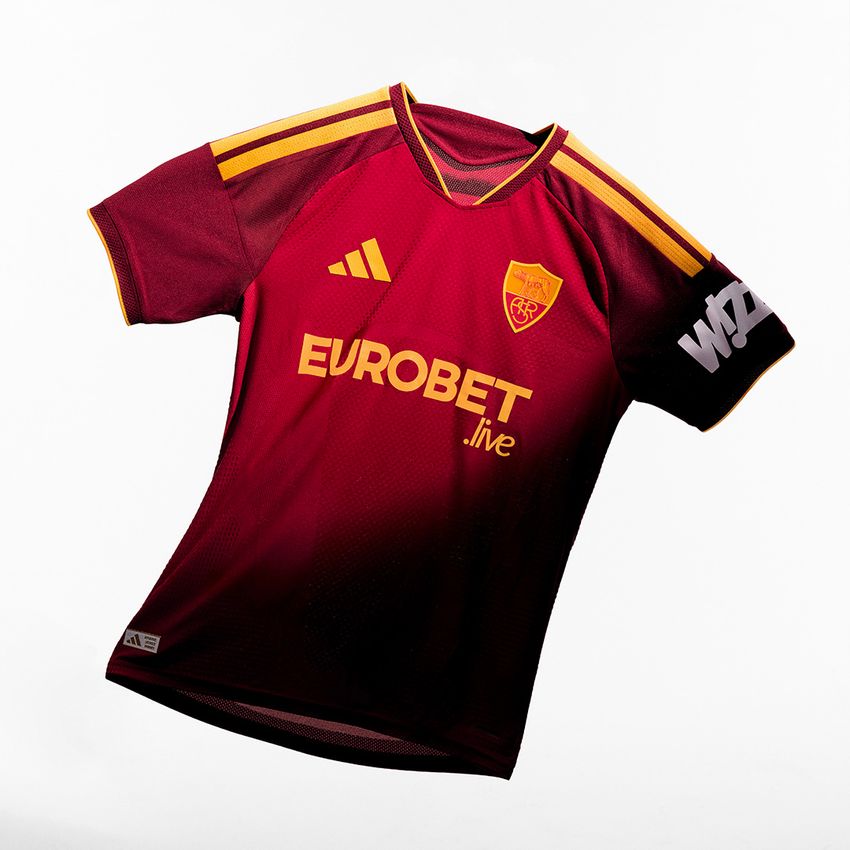 La maglia home dell'AS Roma 2026-2027 respira il DNA del club