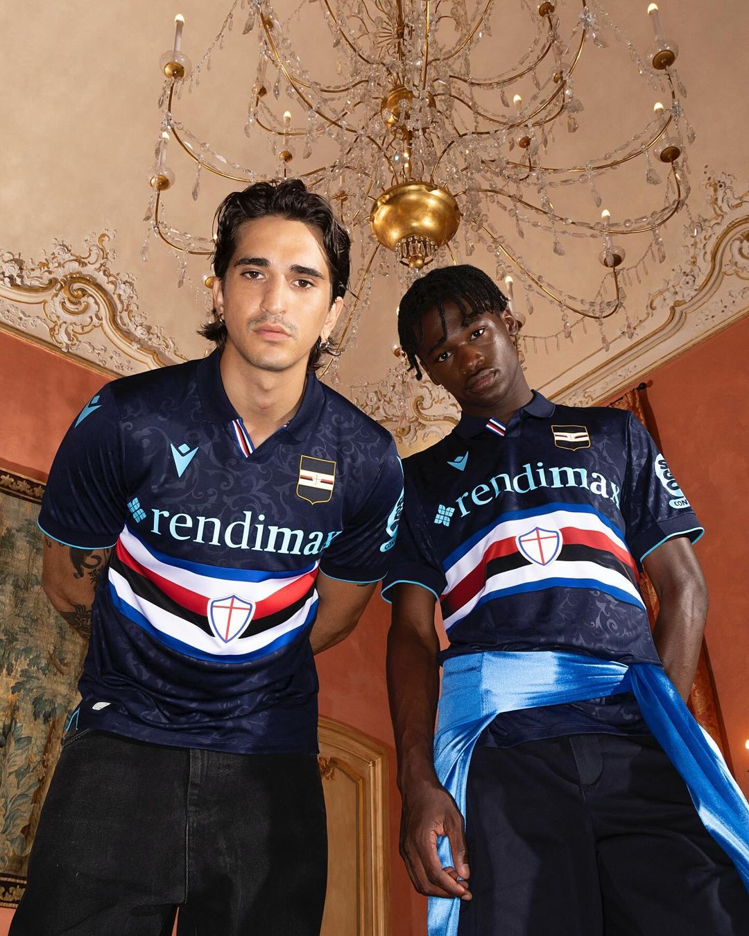 Maglie della Sampdoria 2024-2025: Macron omaggia i Palazzi dei Rolli