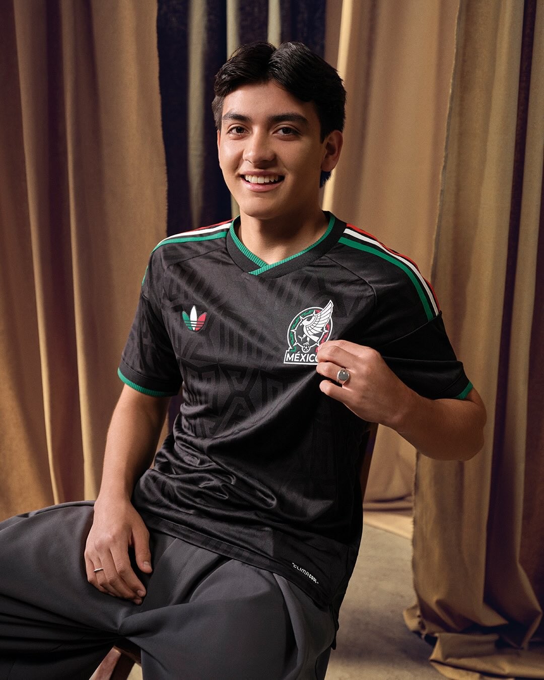 La terza maglia del Messico 2026-2027 contiene uno speciale motivo MX!