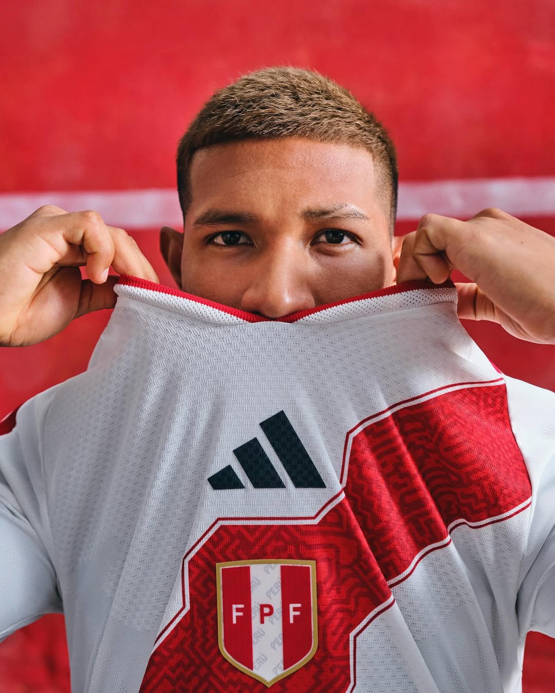 Maglie Peru 2026-2027 ispirate a paesaggi e cultura!