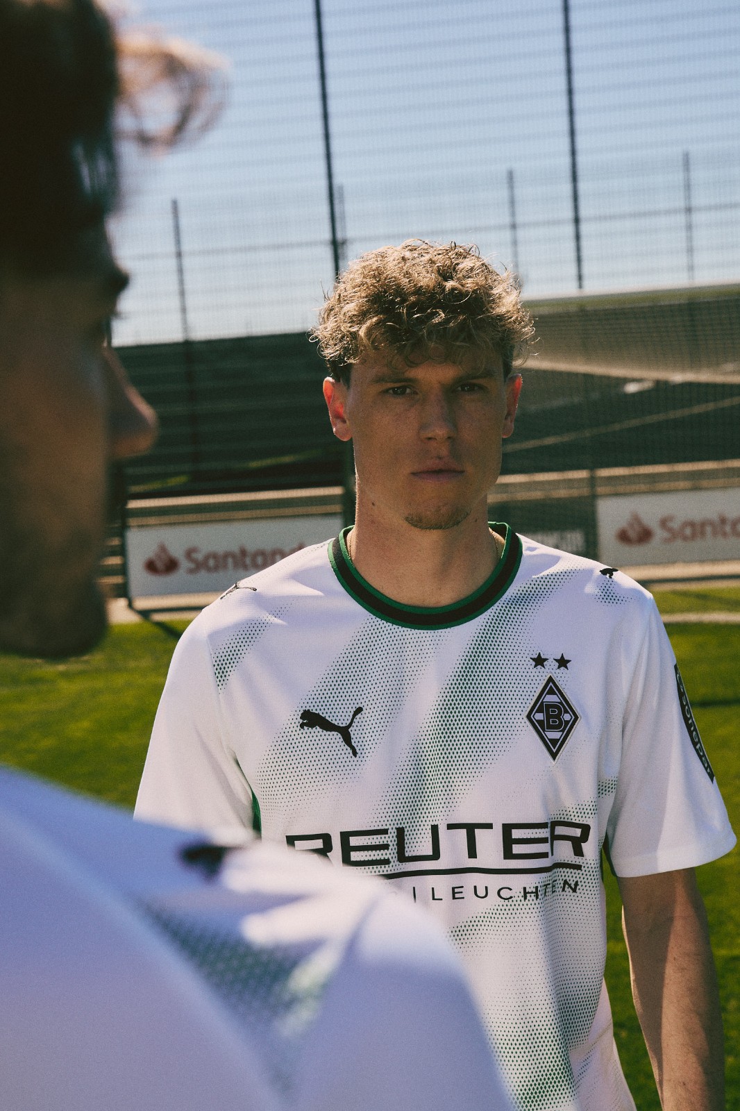 Maglie Borussia Mönchengladbach 2026-2027 con lo sguardo alla nuova generazione