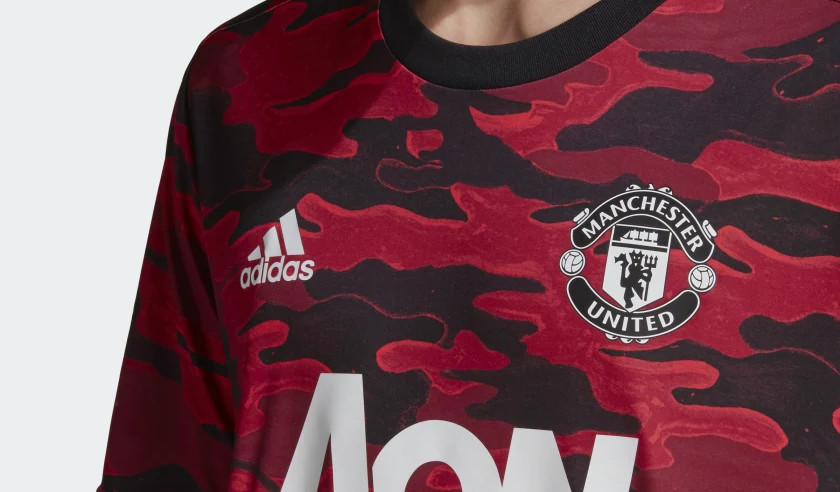 manchester-united-training-shirt-2021.jpg