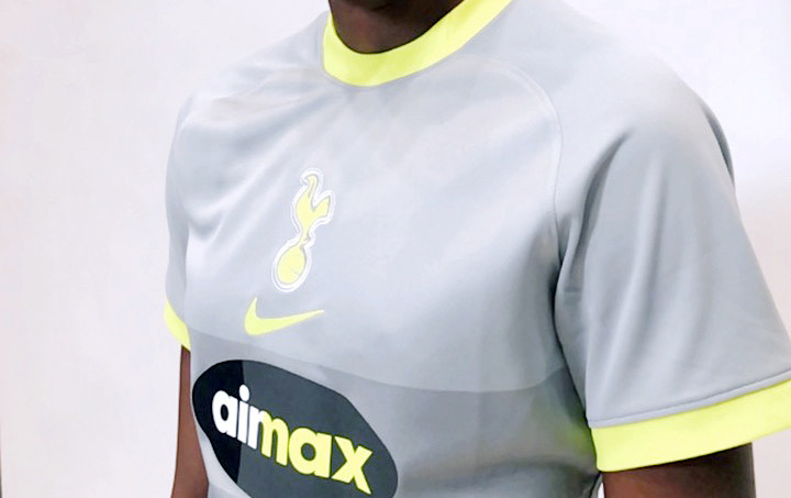 tottenham-hotspur-nike-air-max-voetbalshirt-2021-b.JPG