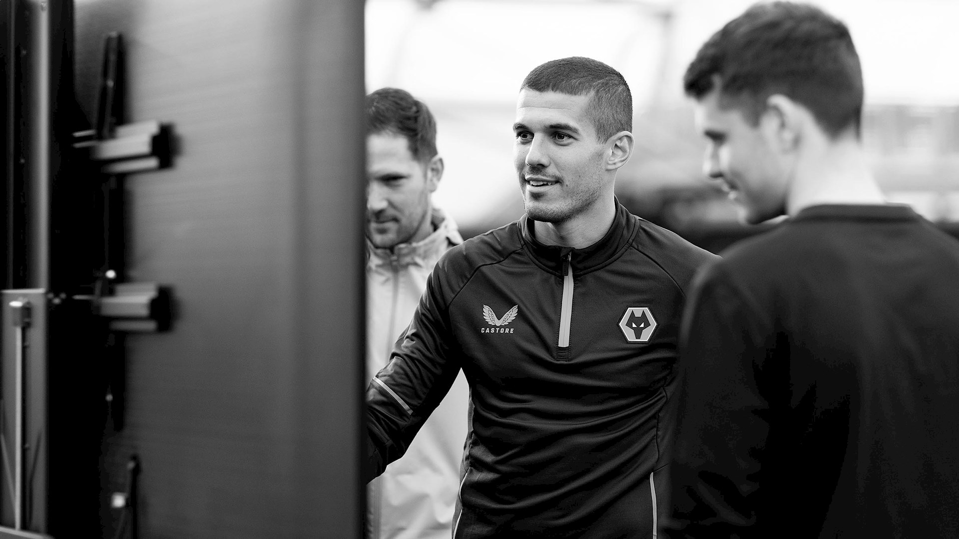 wolverhampton-wanderers-castore-deal.jpg