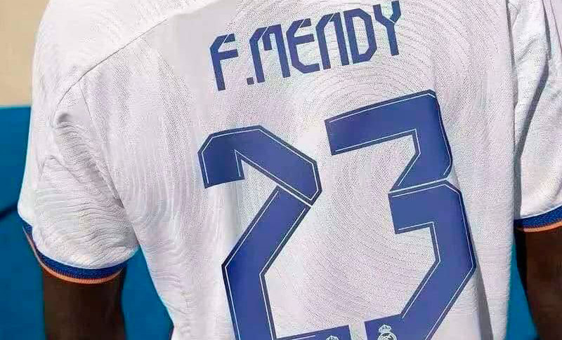 real-madrid-bedrukking-2021-2022.jpg
