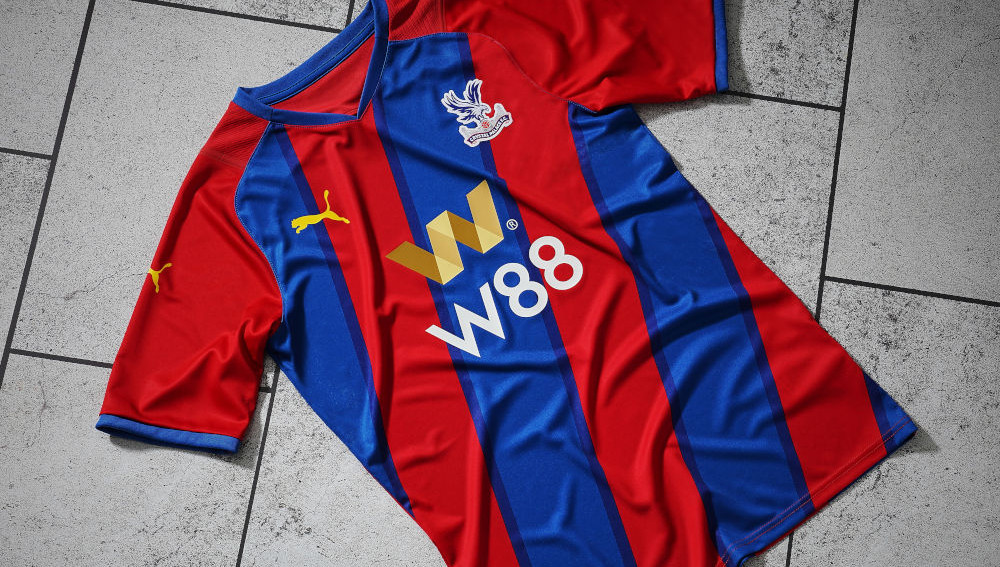crystal-palace-thuistenue-2021-2022.jpg