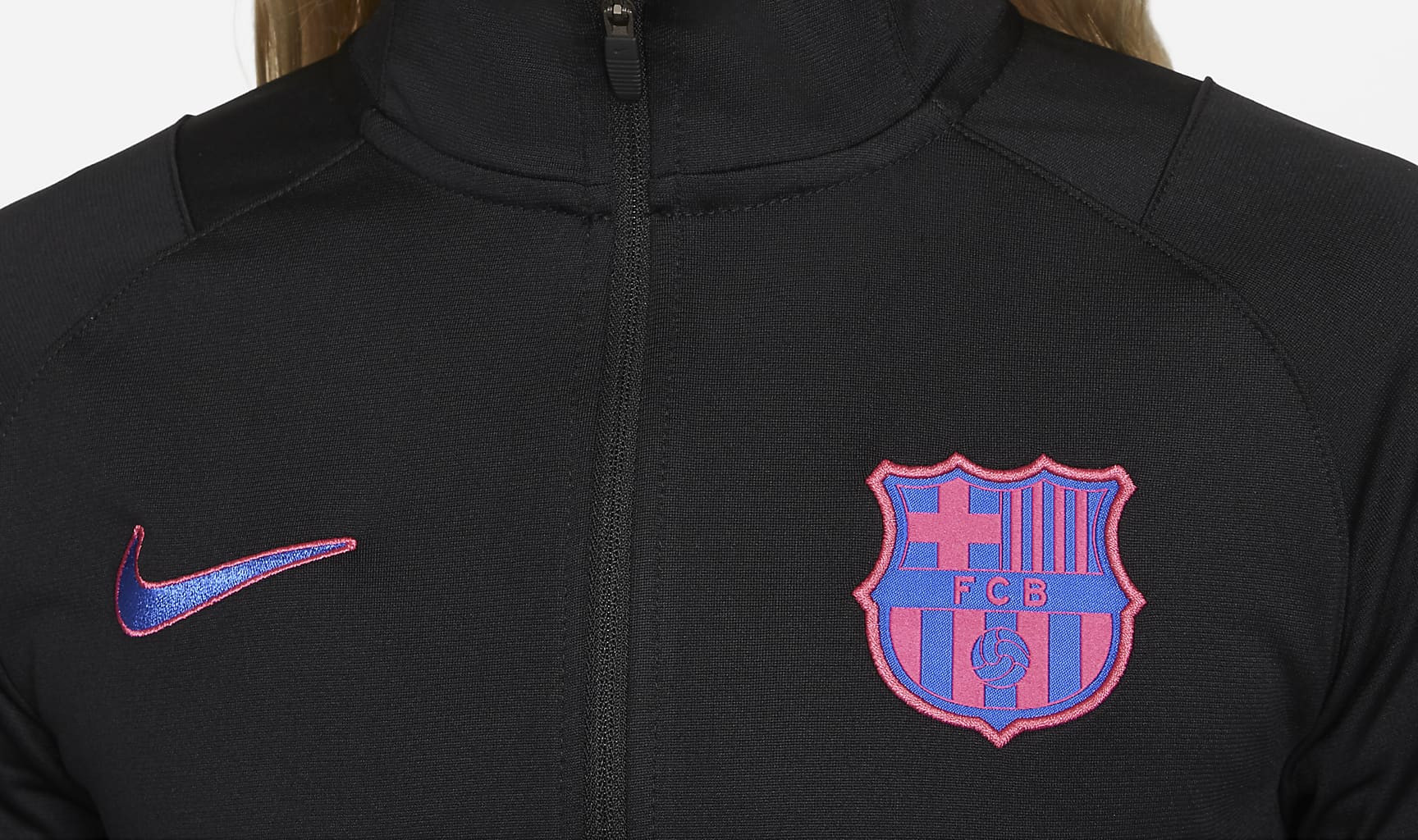 fc-barcelona-trainingspak-2021-2022-cl.jpg