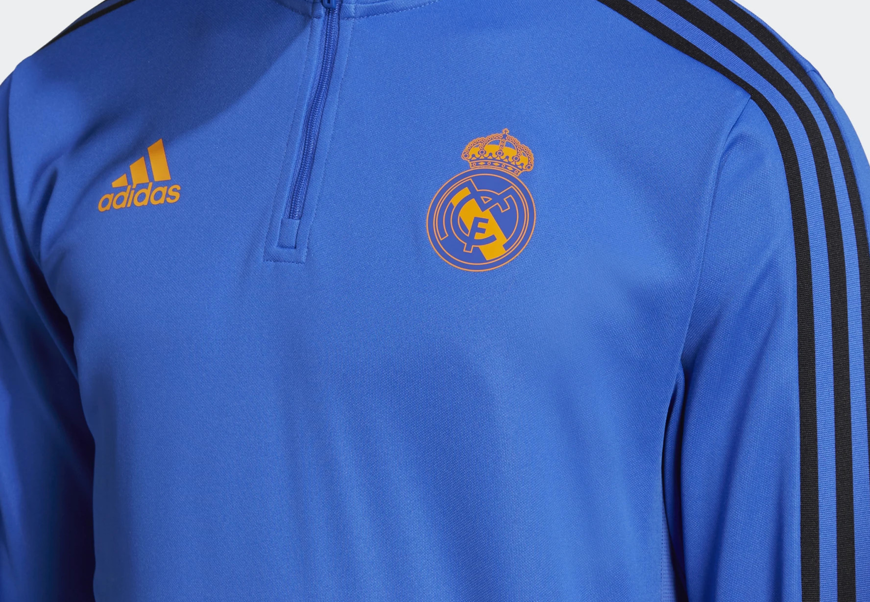 real-madrid-trainingspak-22-blauw.jpg