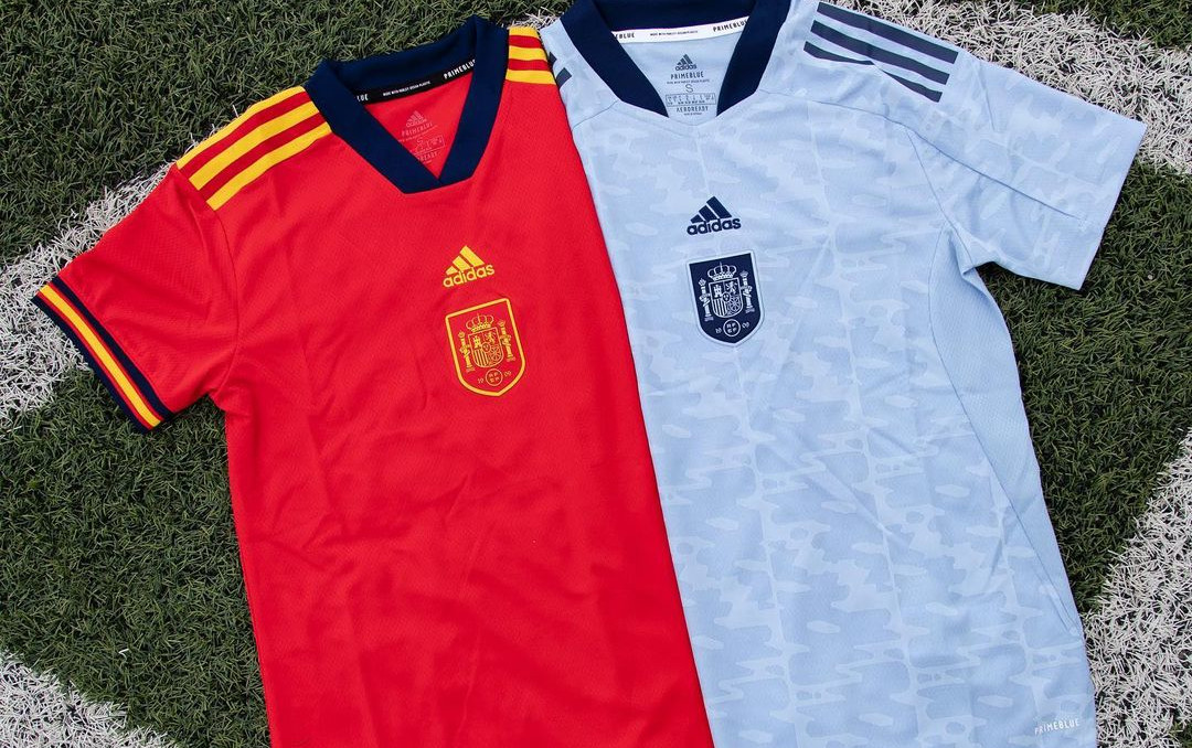 spanje-dames-voetbalshirts-2022-2023.jpg
