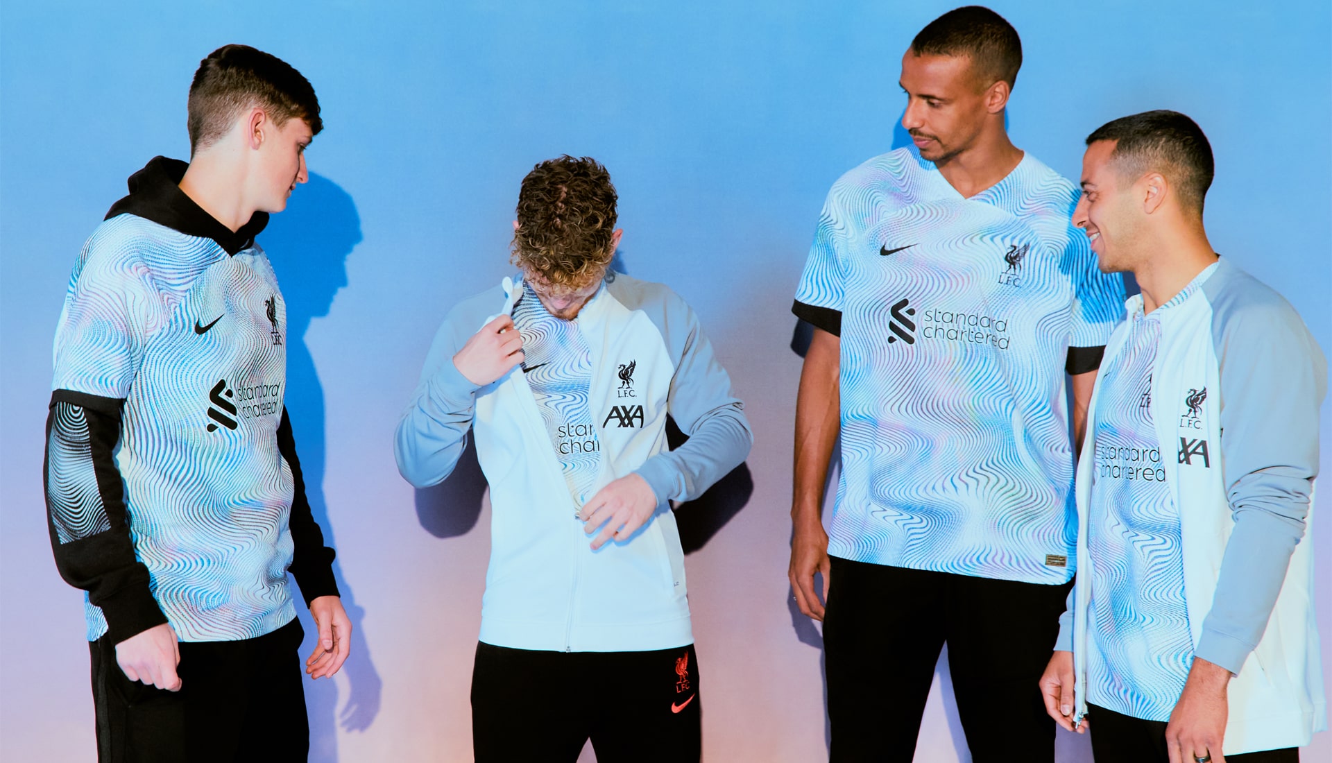 liverpool-uitshirt-2022-2023-f.jpg