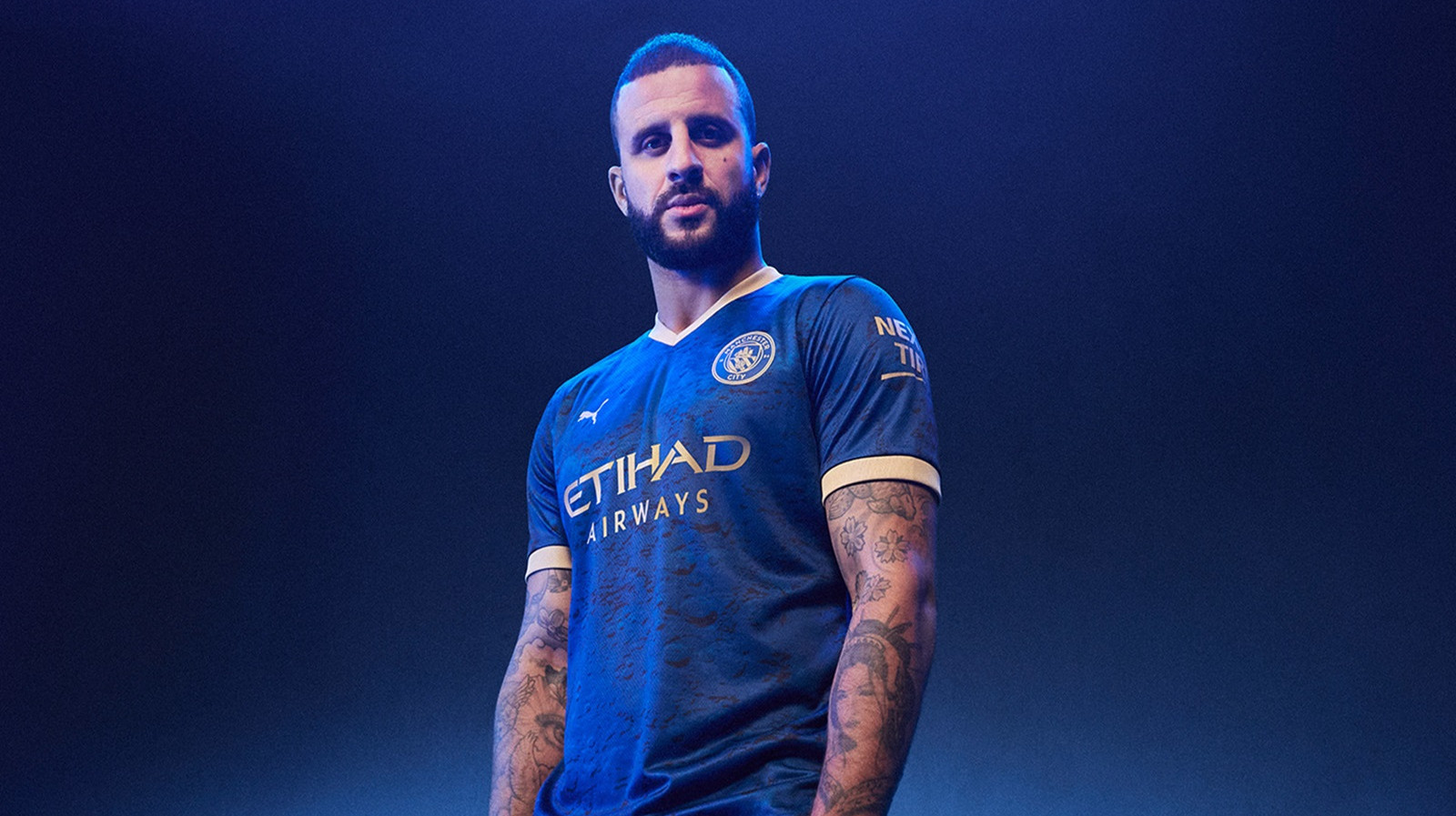 manchester-city-new-year-voetbalshirt-2023.jpg