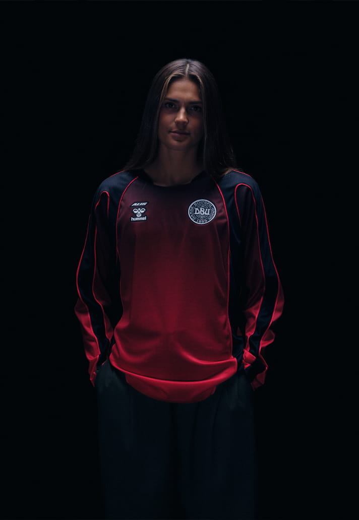 Danimarca, hummel e ALIS lanciano la maglia speciale Echoes of Denmark 2026
