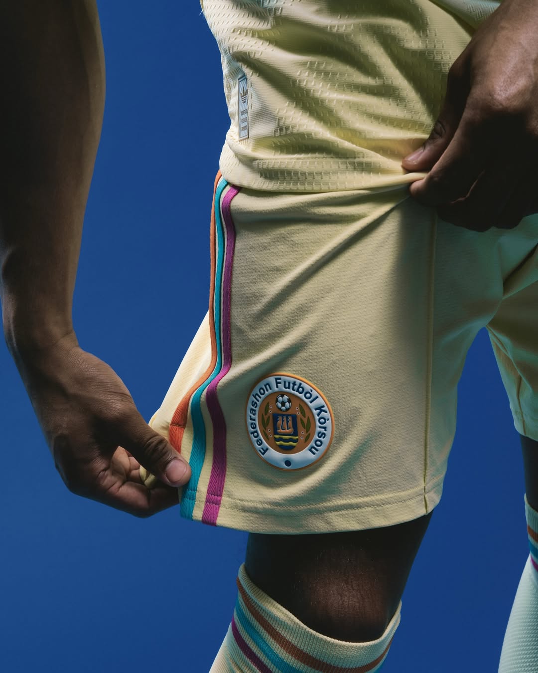 Ecco le maglie Curaçao Coppa del Mondo 2026 firmate adidas!