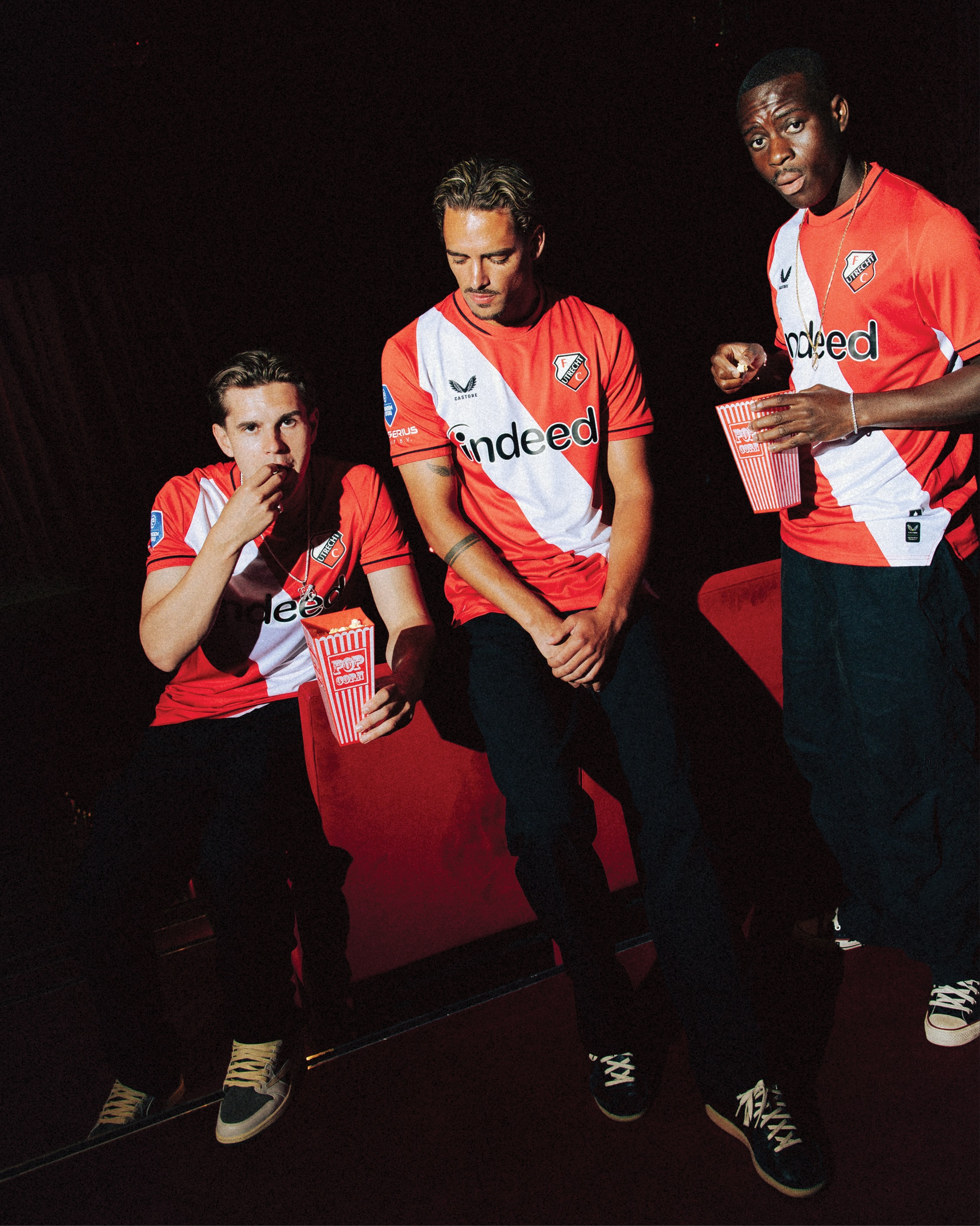 Maglie FC Utrecht 2026-2027 ispirate agli anni '90 e alle tigri