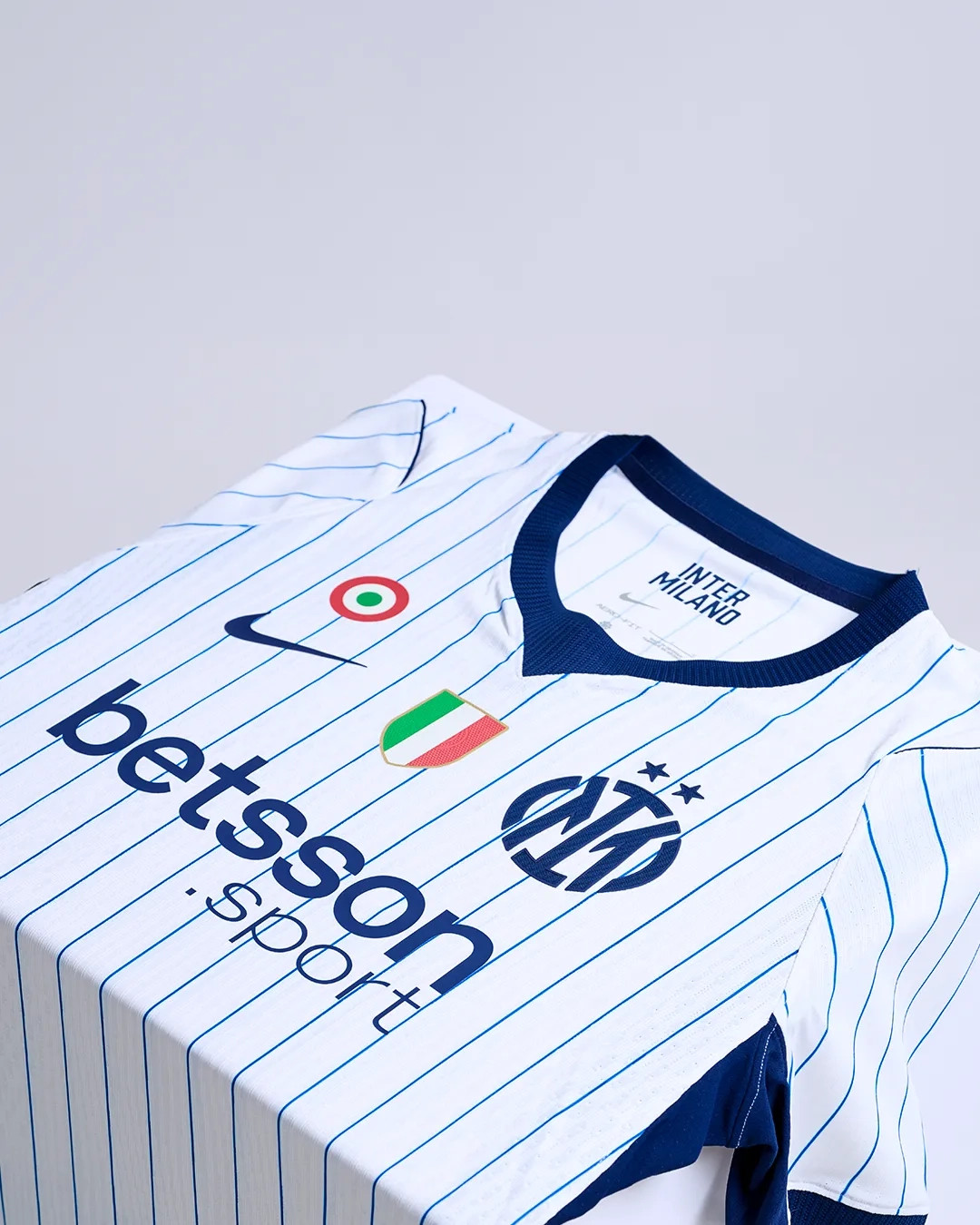 La maglia away dell'Inter 2026-2027 e ispirata alle maglie da baseball