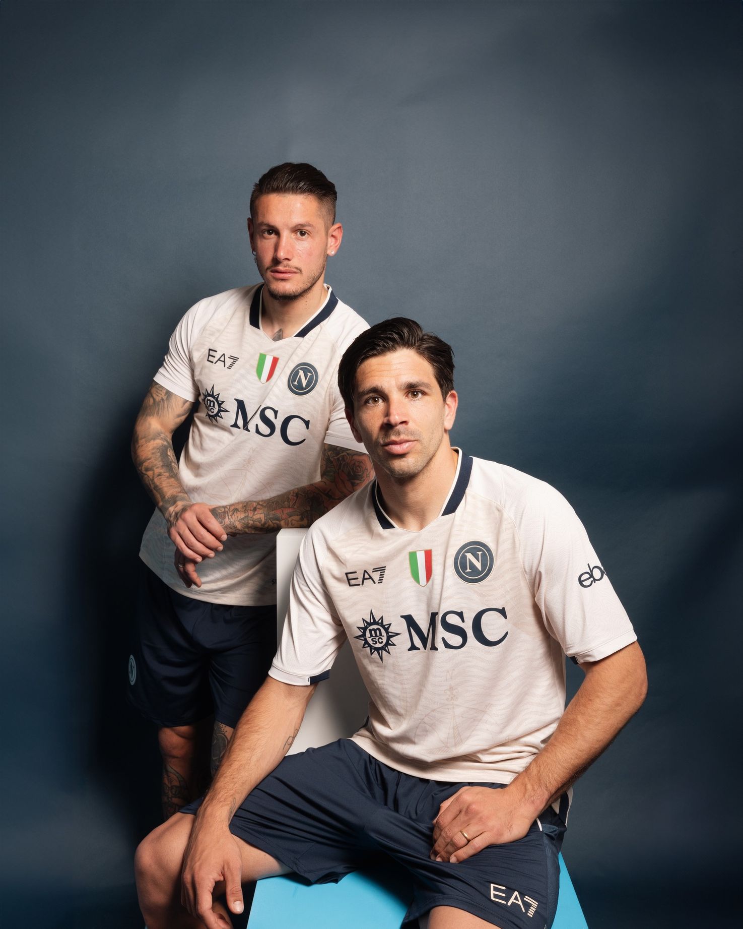 Maglia «La Everywhere» del Napoli 2024: il mare di MSC firmato EA7