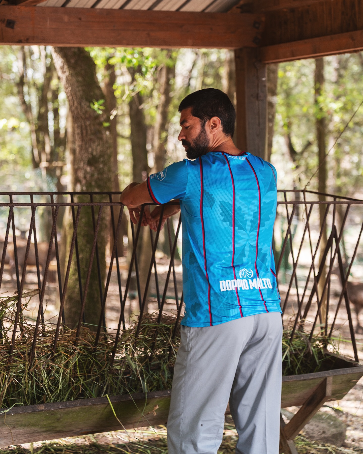 Maglie del Cagliari 2025-2026: il mare sardo, il Maestrale e la campagna BREATHE
