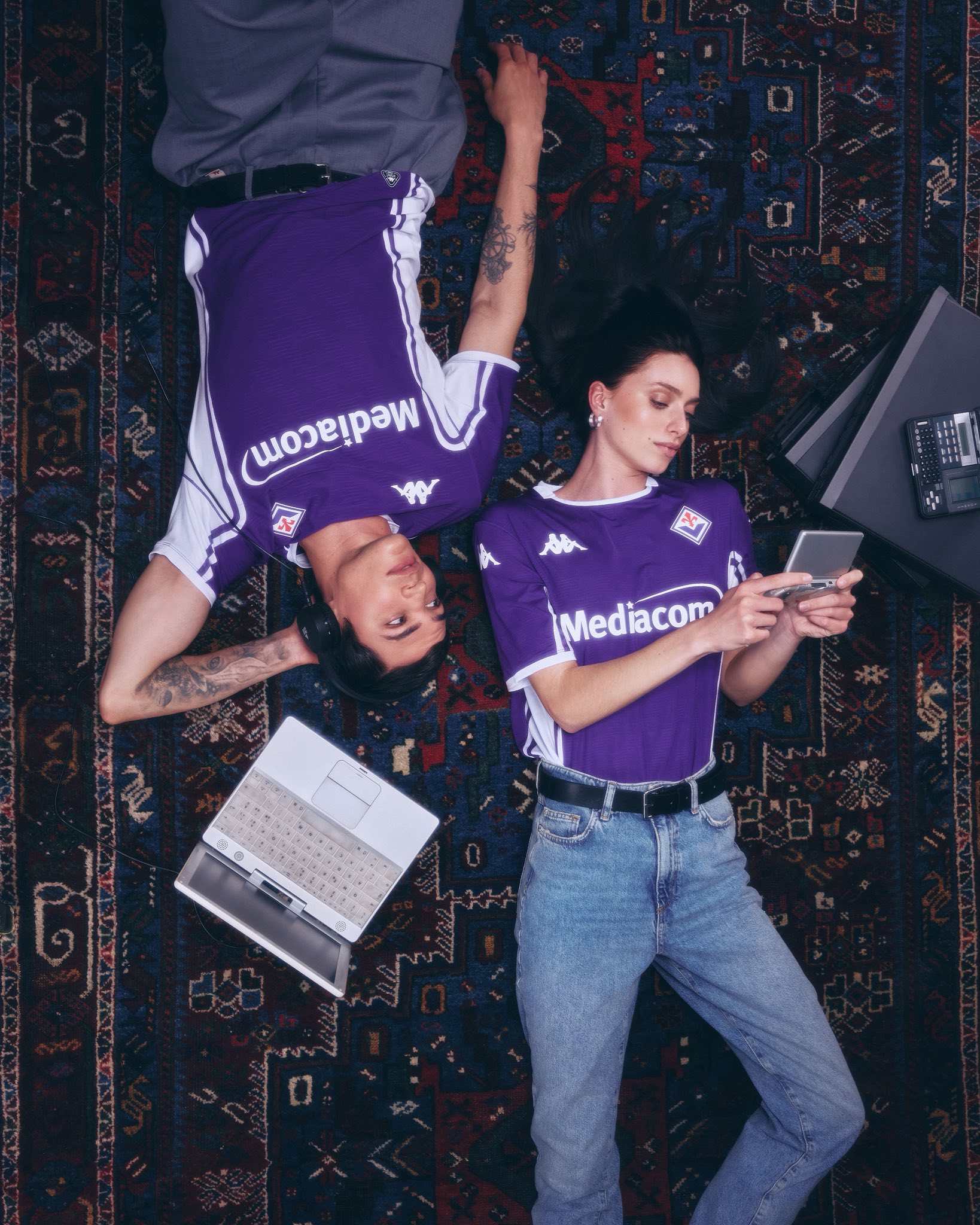 Maglie della Fiorentina 2025-2026: gli anni Novanta, Santa Maria Novella e l'Arno
