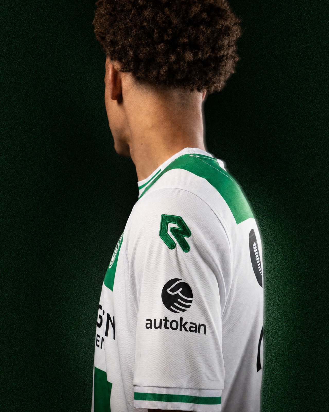 Maglie FC Groningen 2026-2027 omaggio alla G e al viola!