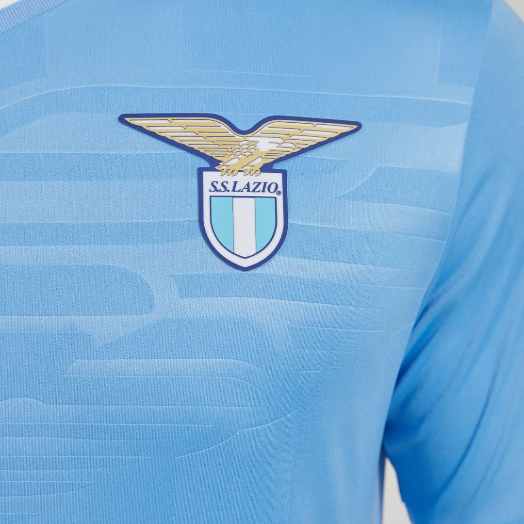 Maglie della SS Lazio 2023-2024: Mizuno celebra i 50 anni dal primo scudetto