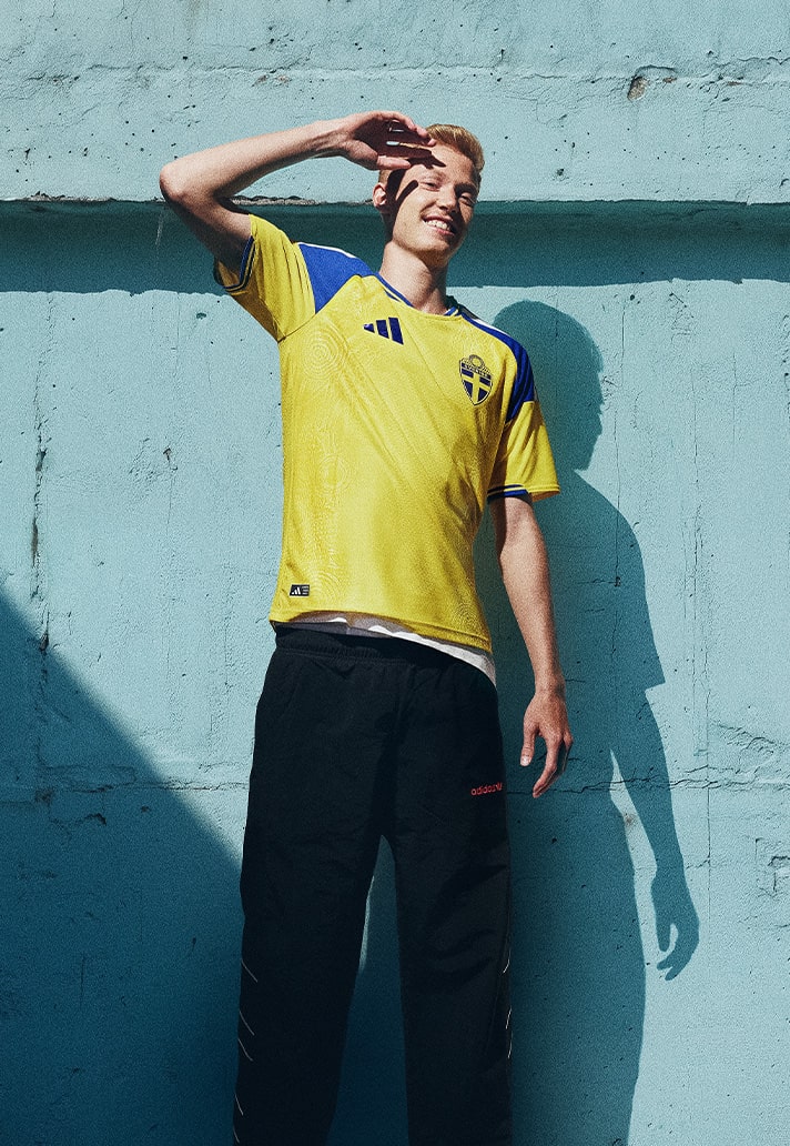Maglie Svezia 2026-2027 ispirate agli anni '70