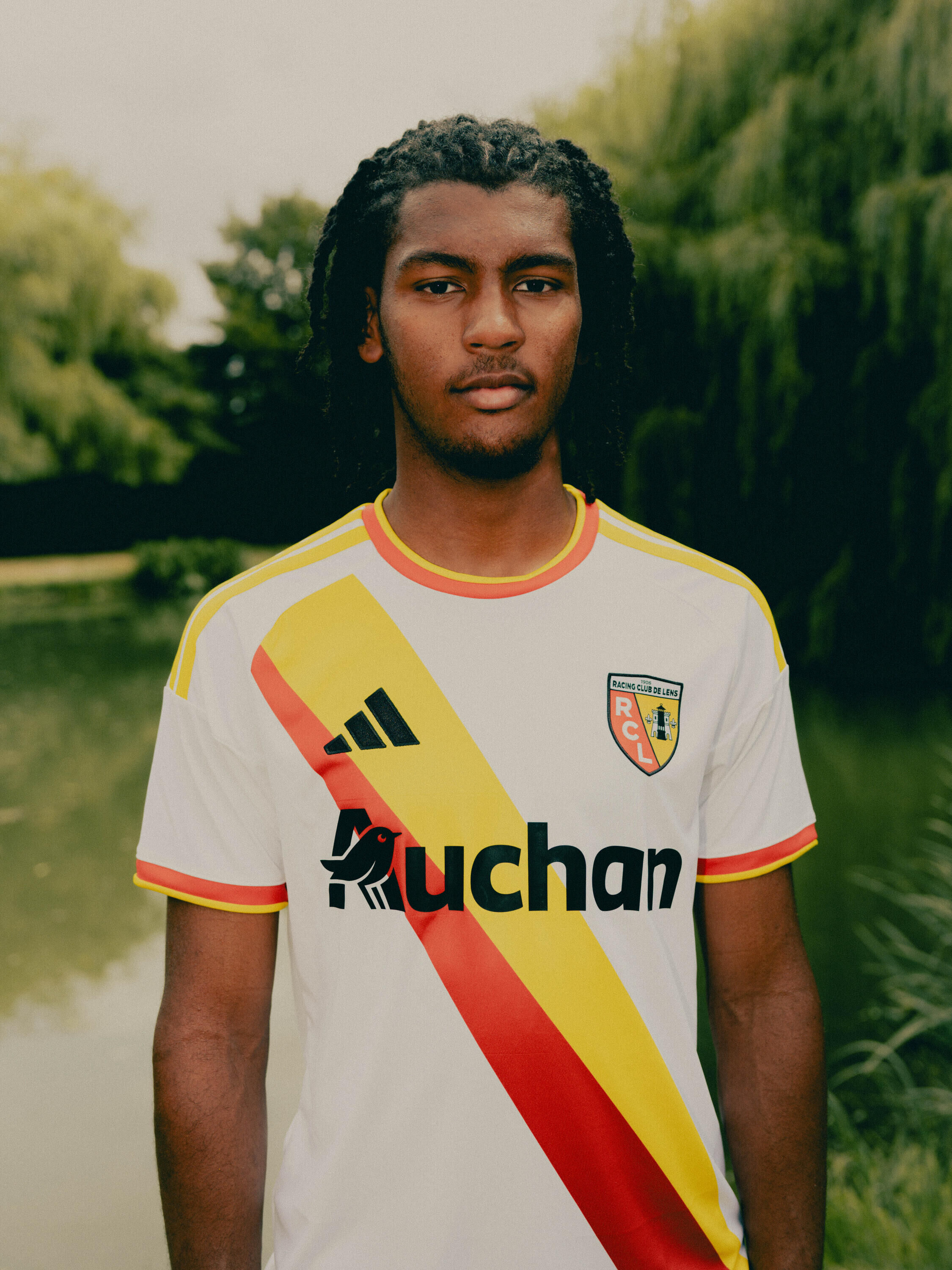 Ecco le maglie del RC Lens 2026-2027 firmate adidas