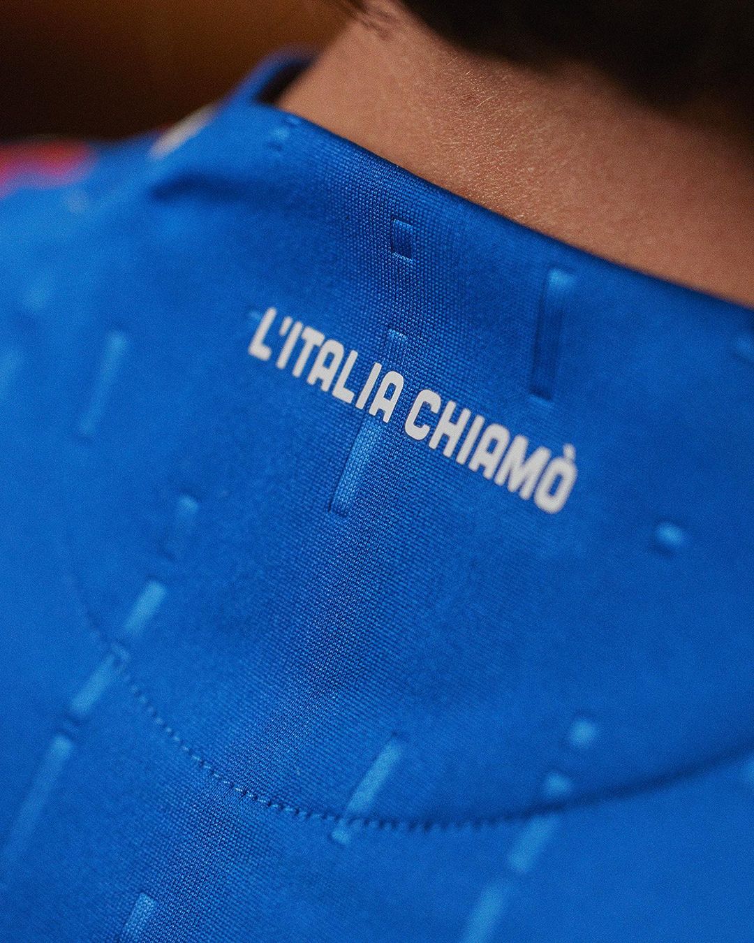 Maglia home dell’Italia 2024-2025: il DNA azzurro secondo adidas