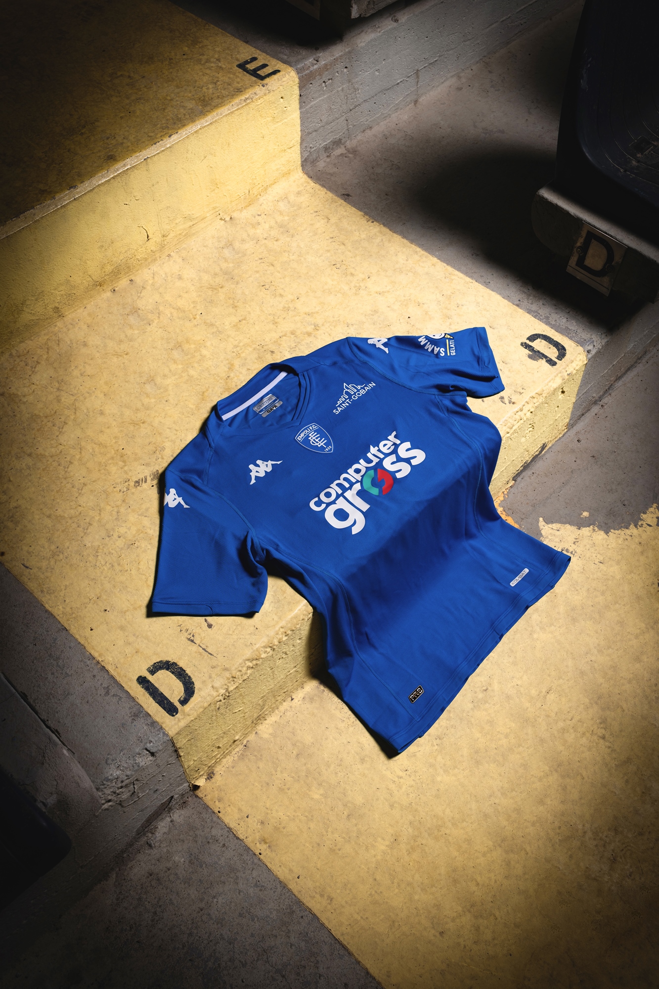 Maglie dell’Empoli 2023-2024: Kappa tra azzurro, bianco e blu scuro
