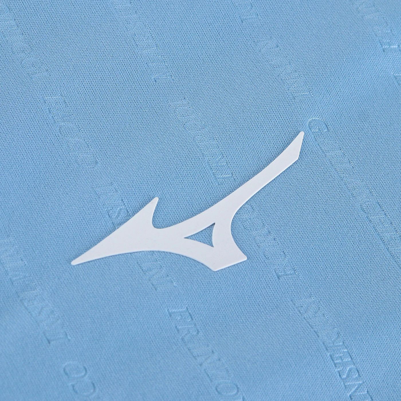 La Lazio lancia la maglia per i 50 anni dallo Scudetto