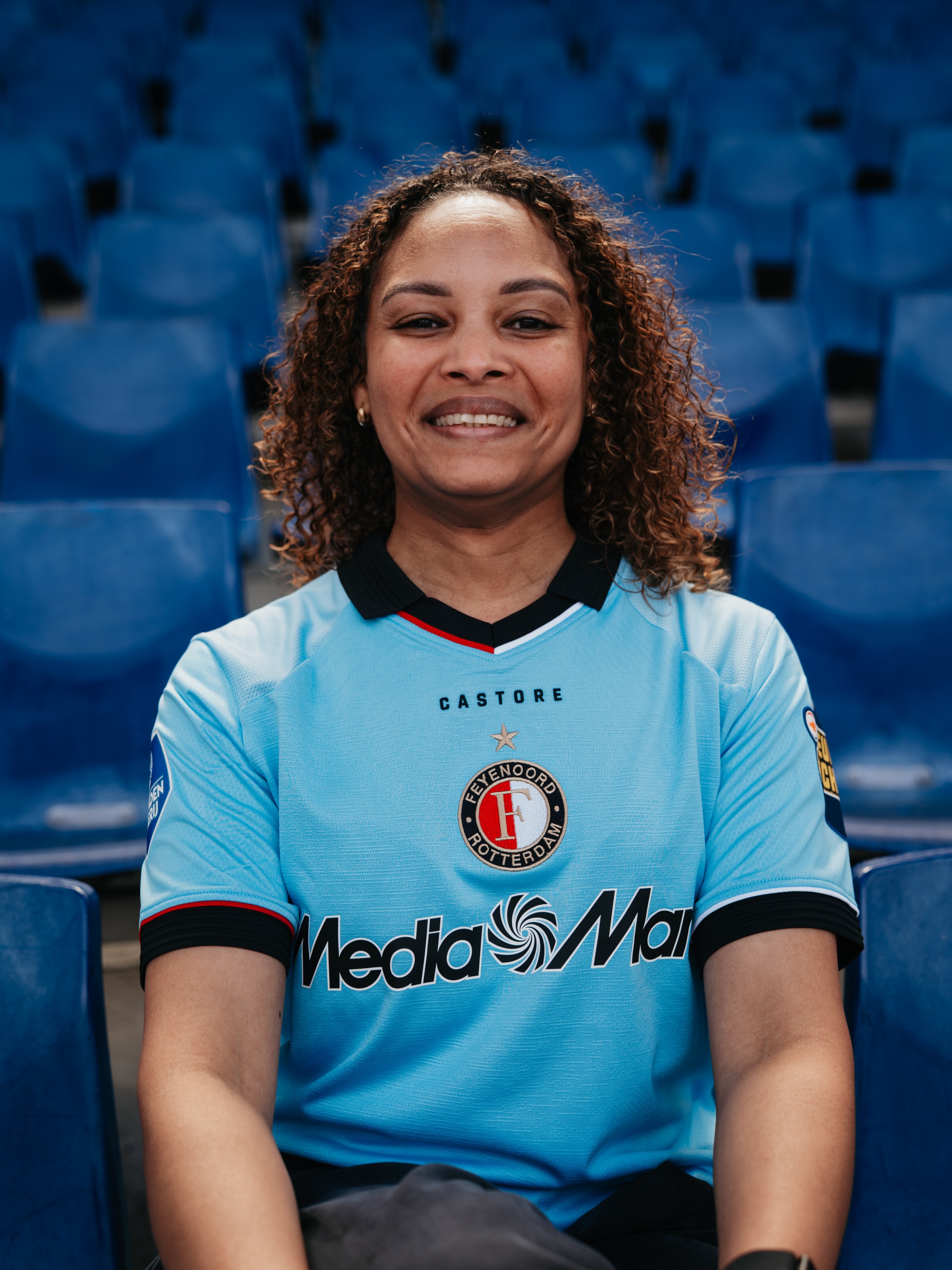 Maglia away del Feyenoord 2026-2027 omaggio alla Coppa UEFA 2002