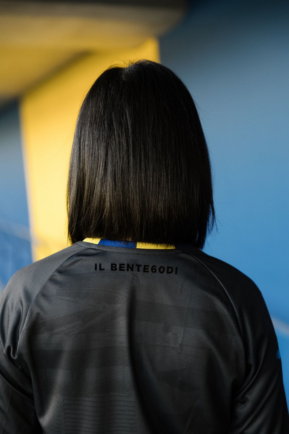 Maglie dell’Hellas Verona 2023-2024: l’esordio di Joma e i 60 anni del Bentegodi
