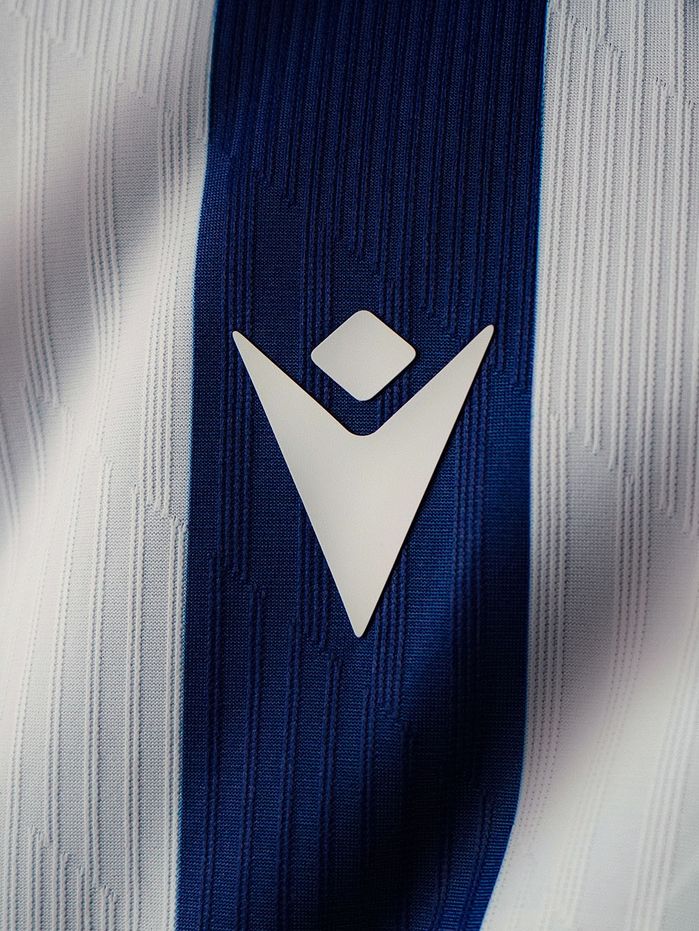 Maglie del West Bromwich Albion 2026-2027 firmate Macron