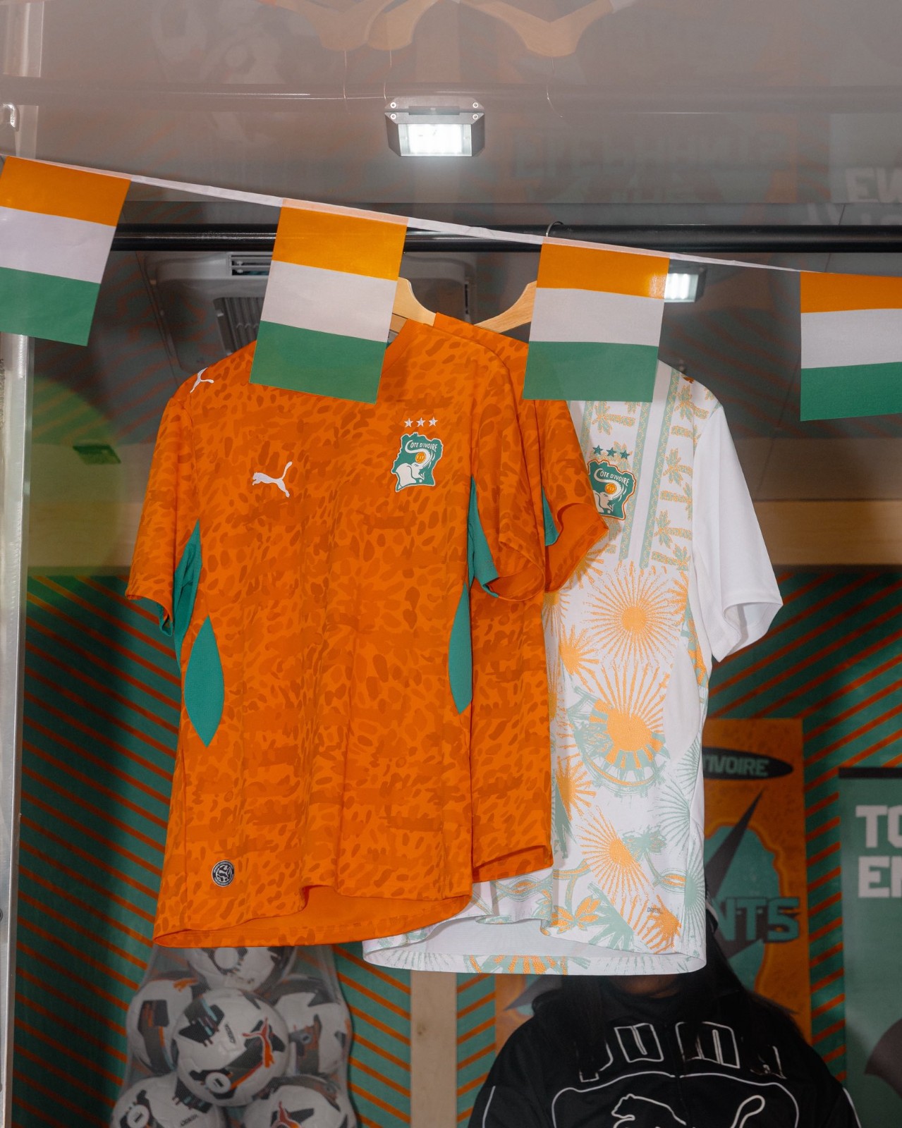 Le maglie della Costa d'Avorio per i Mondiali 2026 rendono omaggio al soprannome e ai tessuti