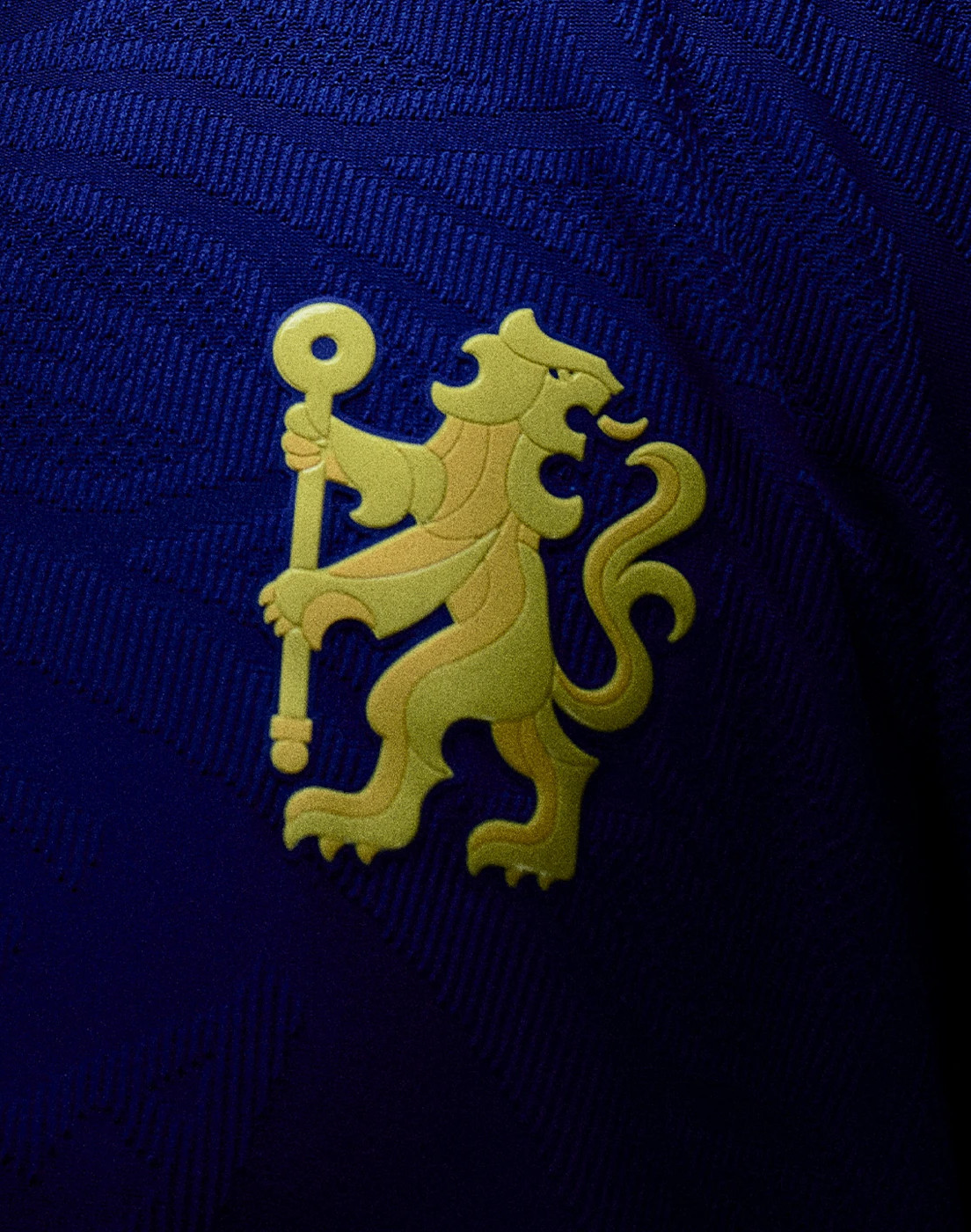 La maglia home del Chelsea 2026-2027, un'ode al leone!