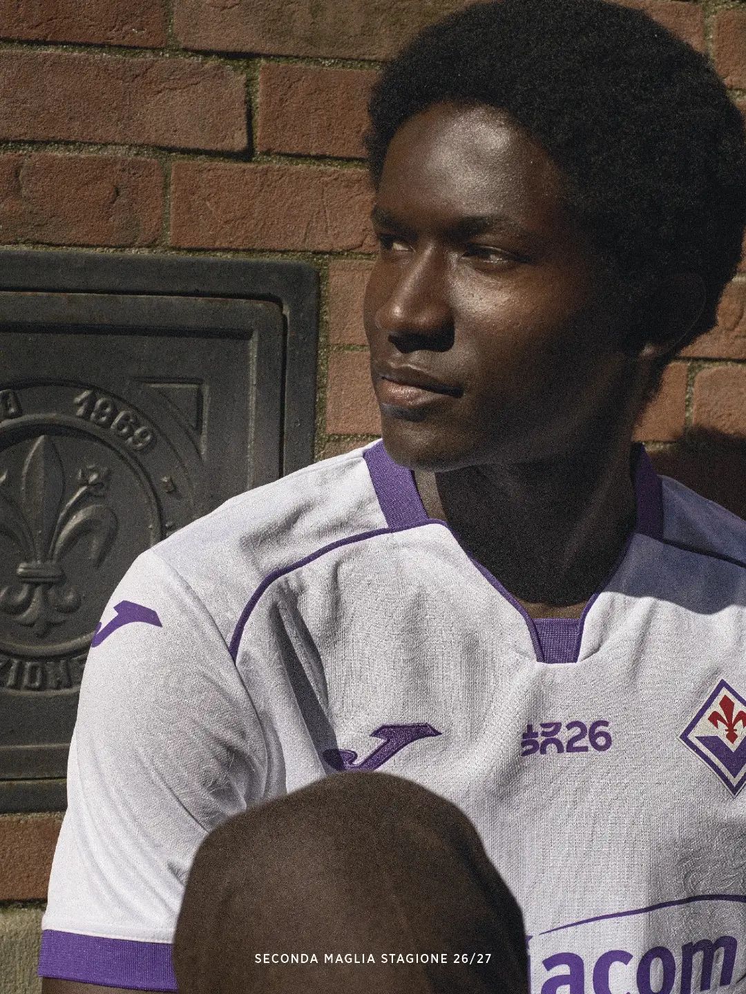 Maglie della Fiorentina 2026-2027 omaggio ai 100 anni del club