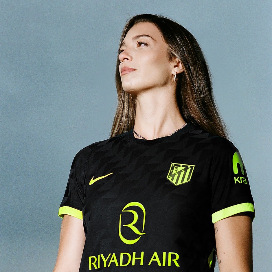 Maglia away Atlético Madrid 2026-2027 ispirata alla vita notturna