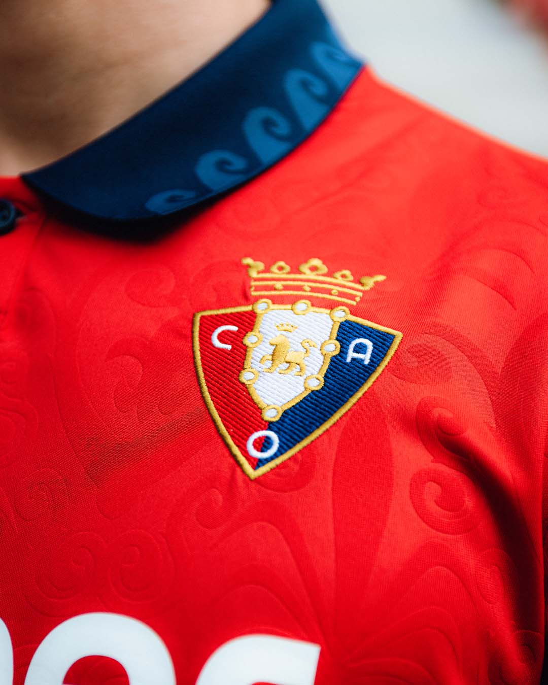 Le maglie del CA Osasuna 2026-2027 ispirate a Pamplona