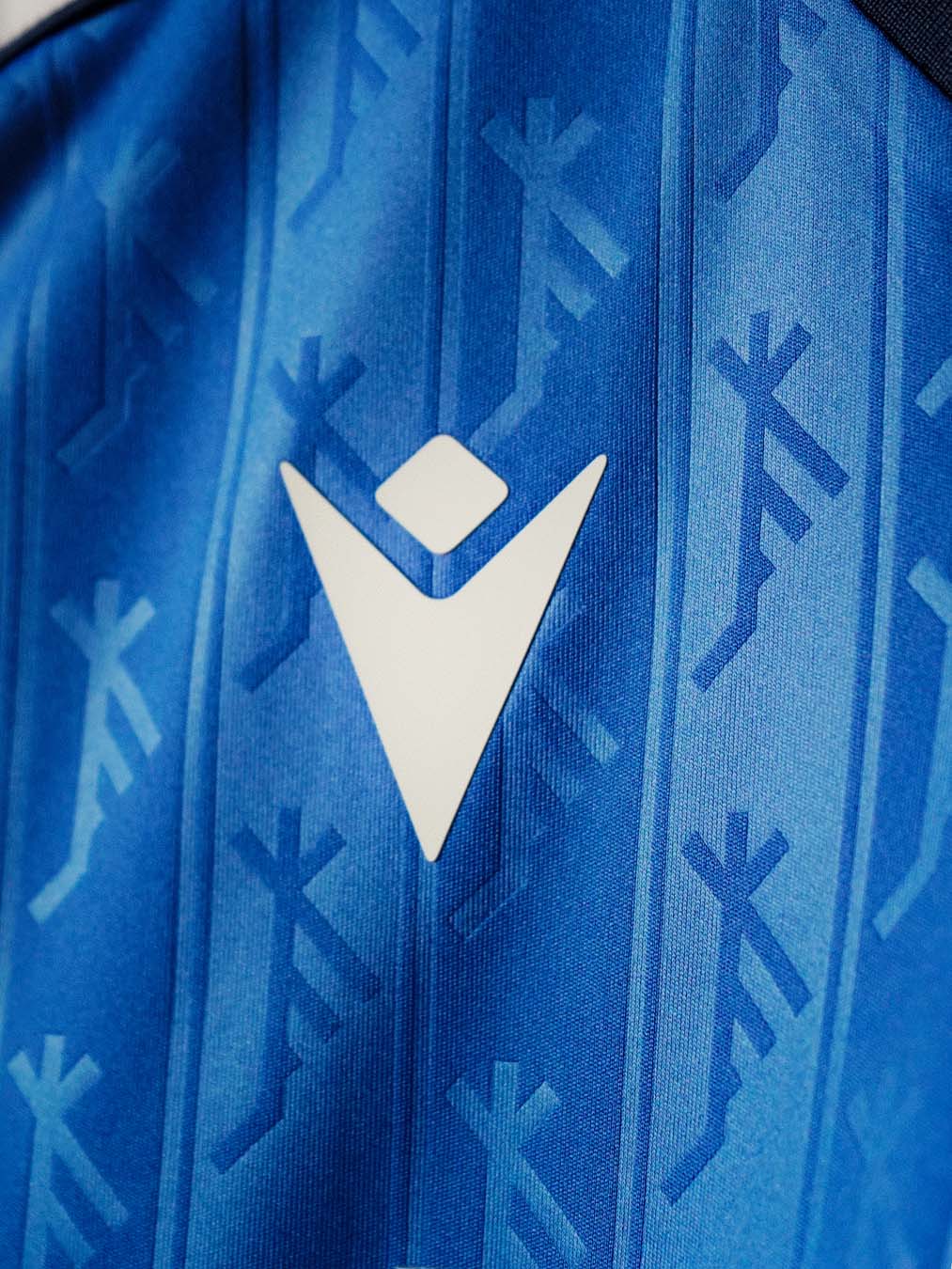 Le maglie del TSG Hoffenheim 2026-2027 firmate Macron