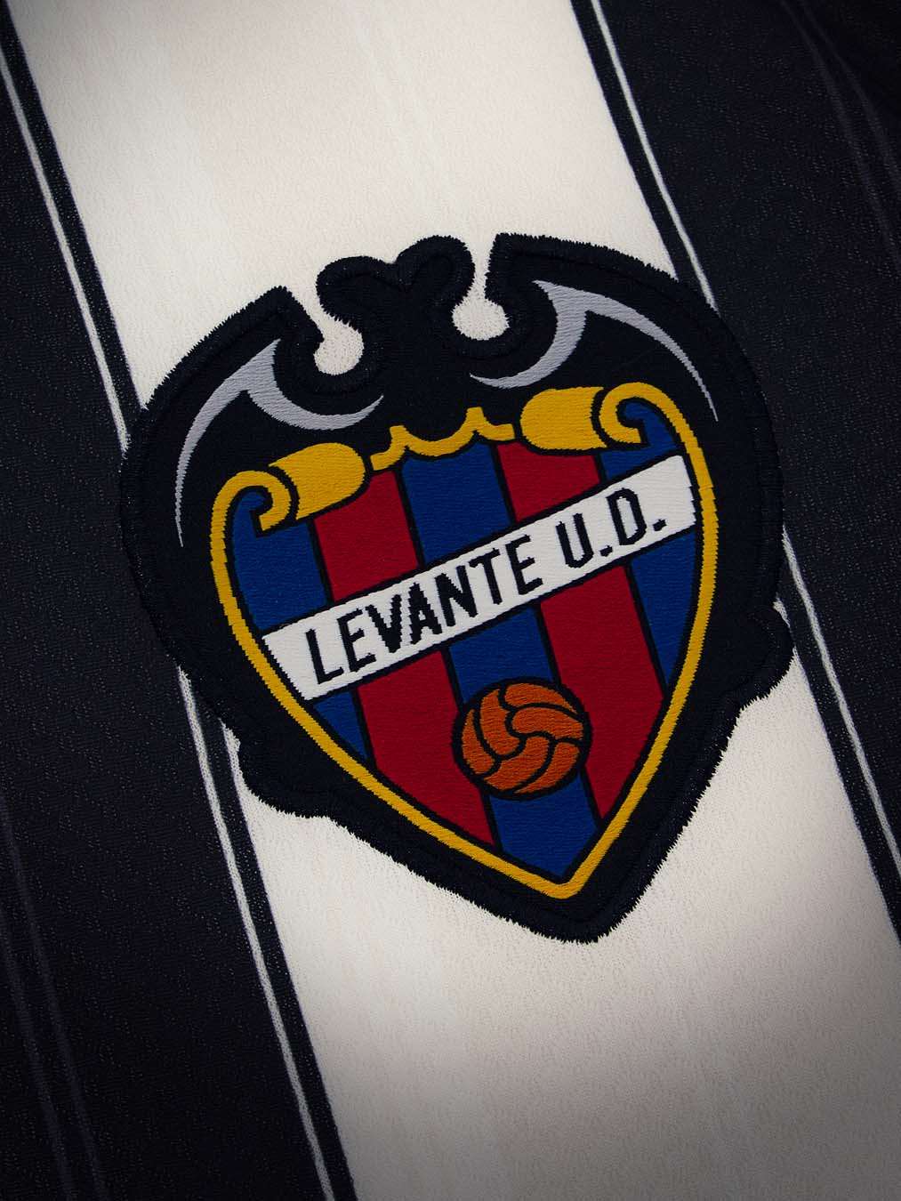Le maglie dell'UD Levante 2026-2027 hanno un look elegante!