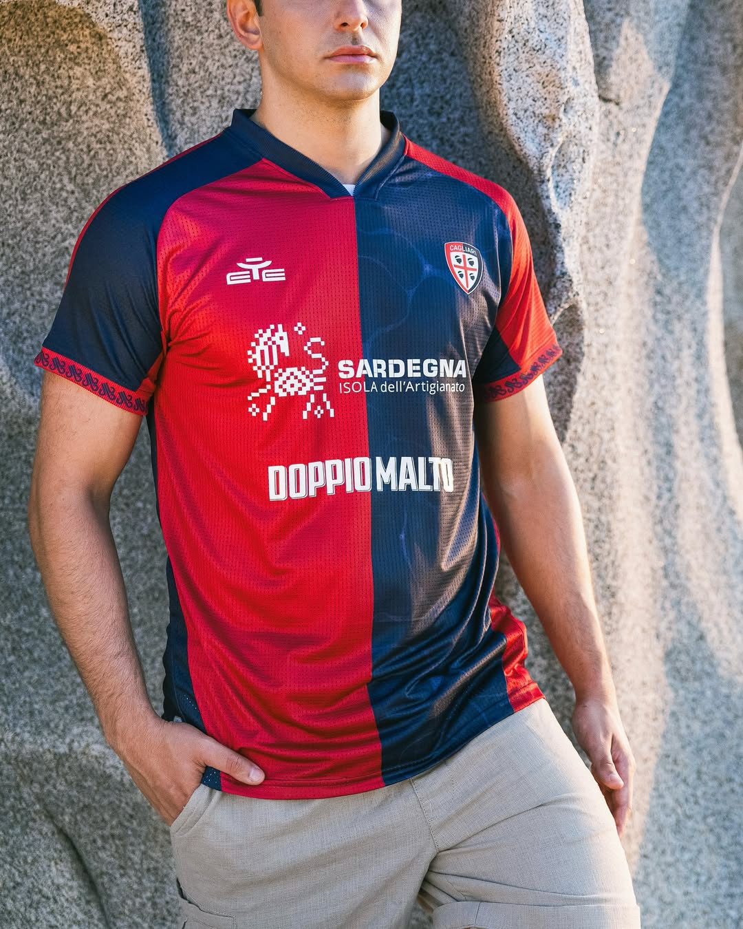 Maglie del Cagliari 2025-2026: il mare sardo, il Maestrale e la campagna BREATHE