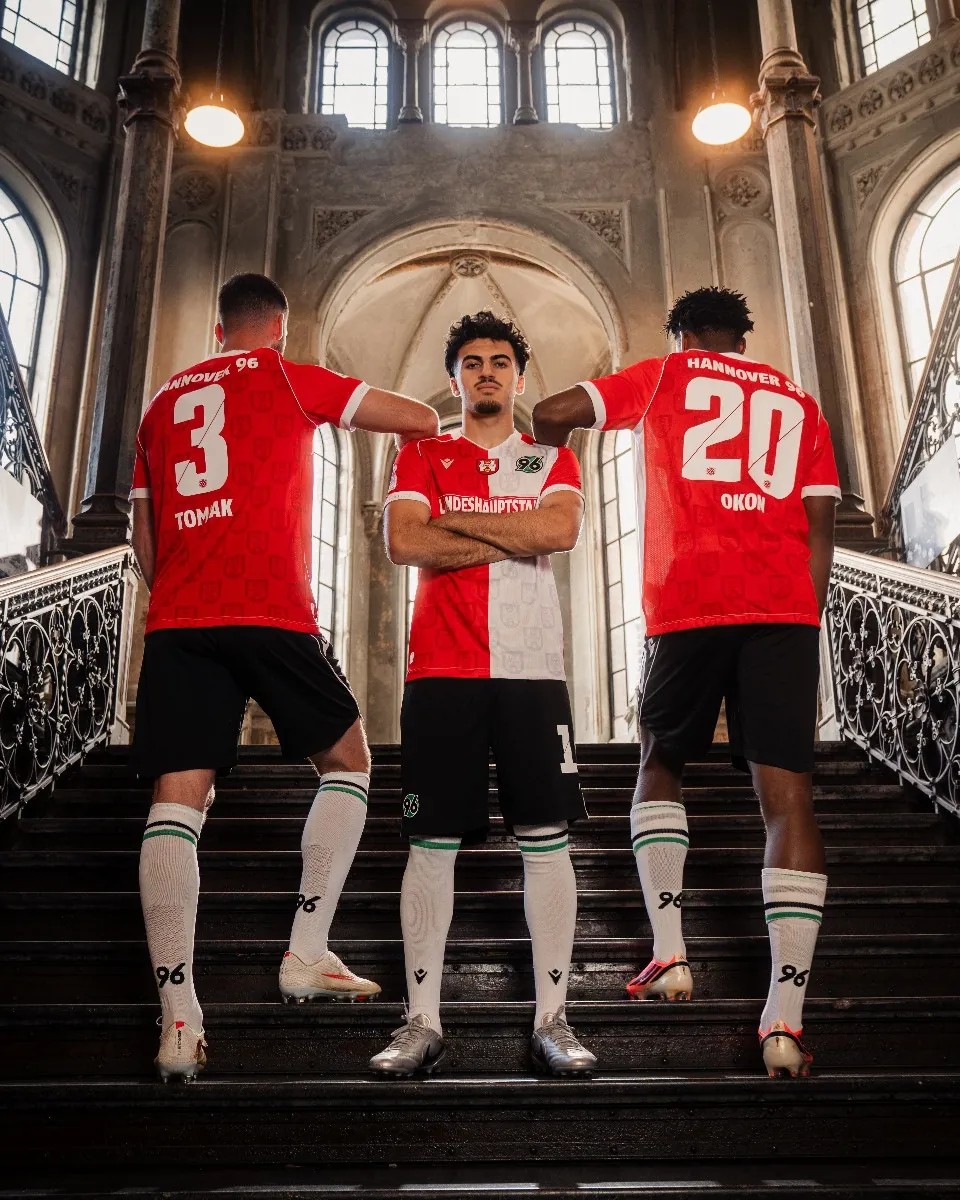 Hannover 96 e Macron lanciano una maglia speciale per gli 80 anni della capitale Hannover
