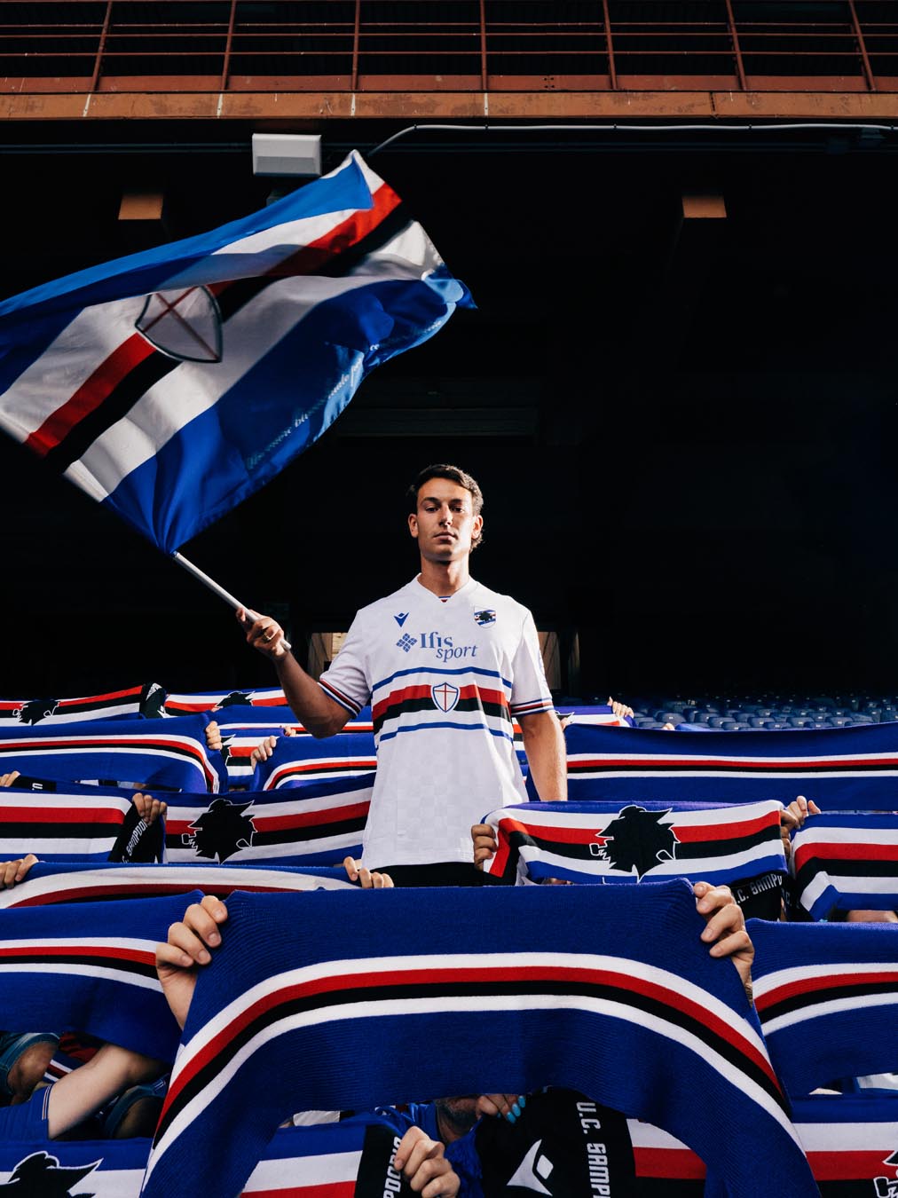 Maglie della UC Sampdoria 2025-2026: un omaggio a Genova