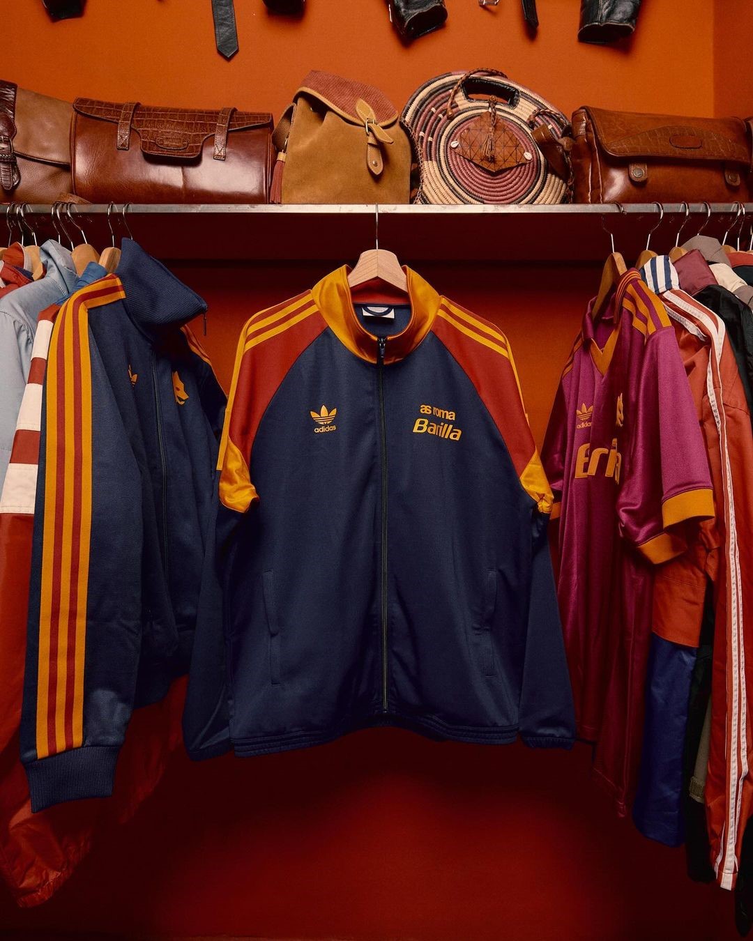 adidas rilancia la maglia home della AS Roma 1993