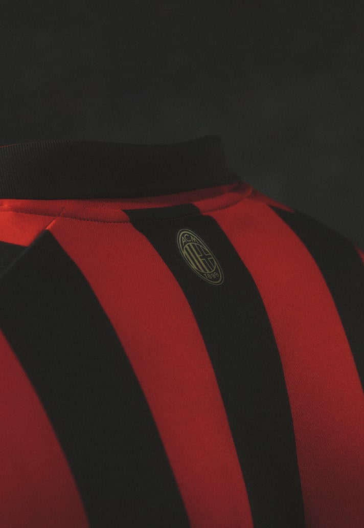 Il Milan celebra i 125 anni con una maglia disegnata dai tifosi