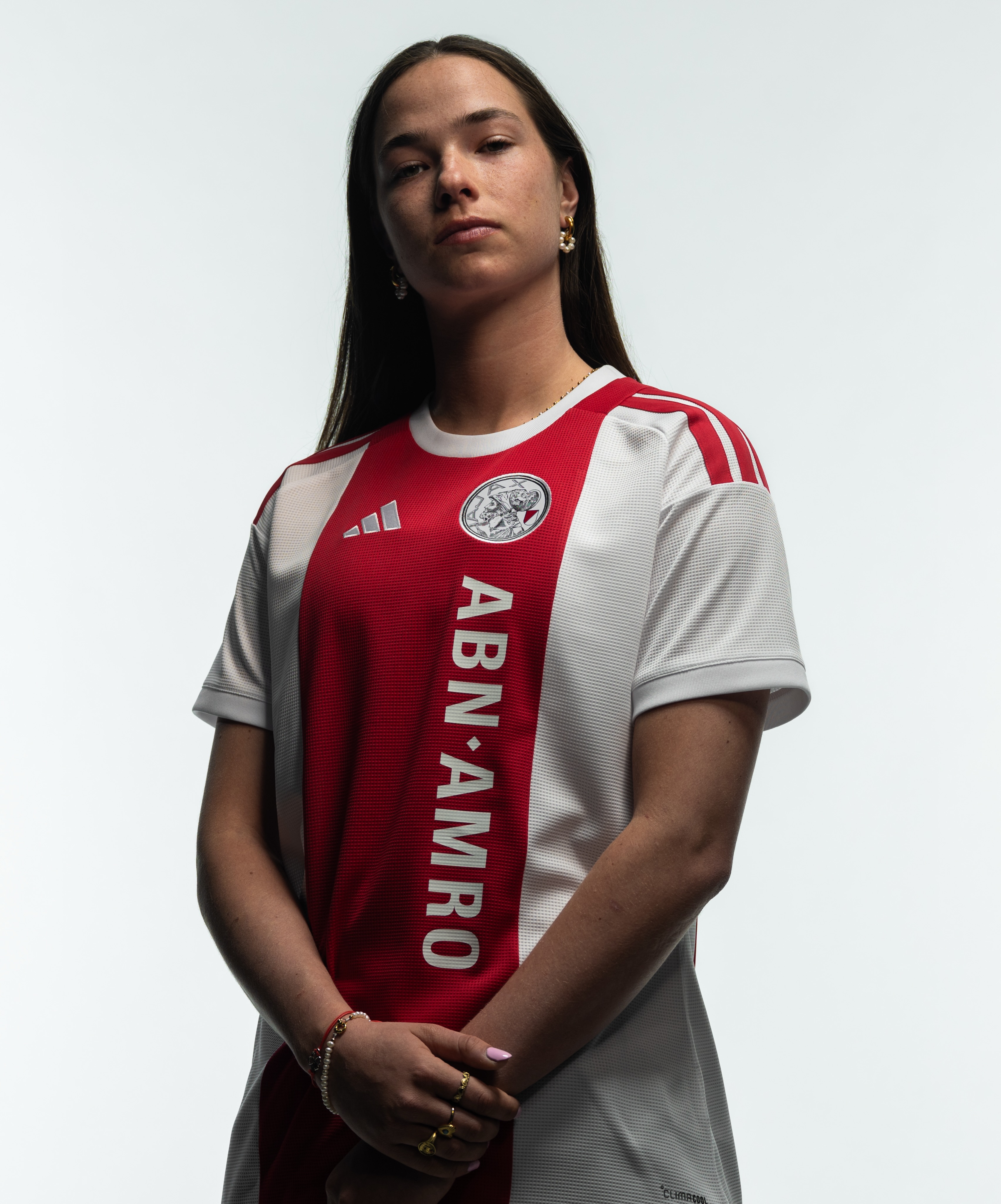 La maglia home dell'Ajax 2026-2027 ha un design senza tempo!