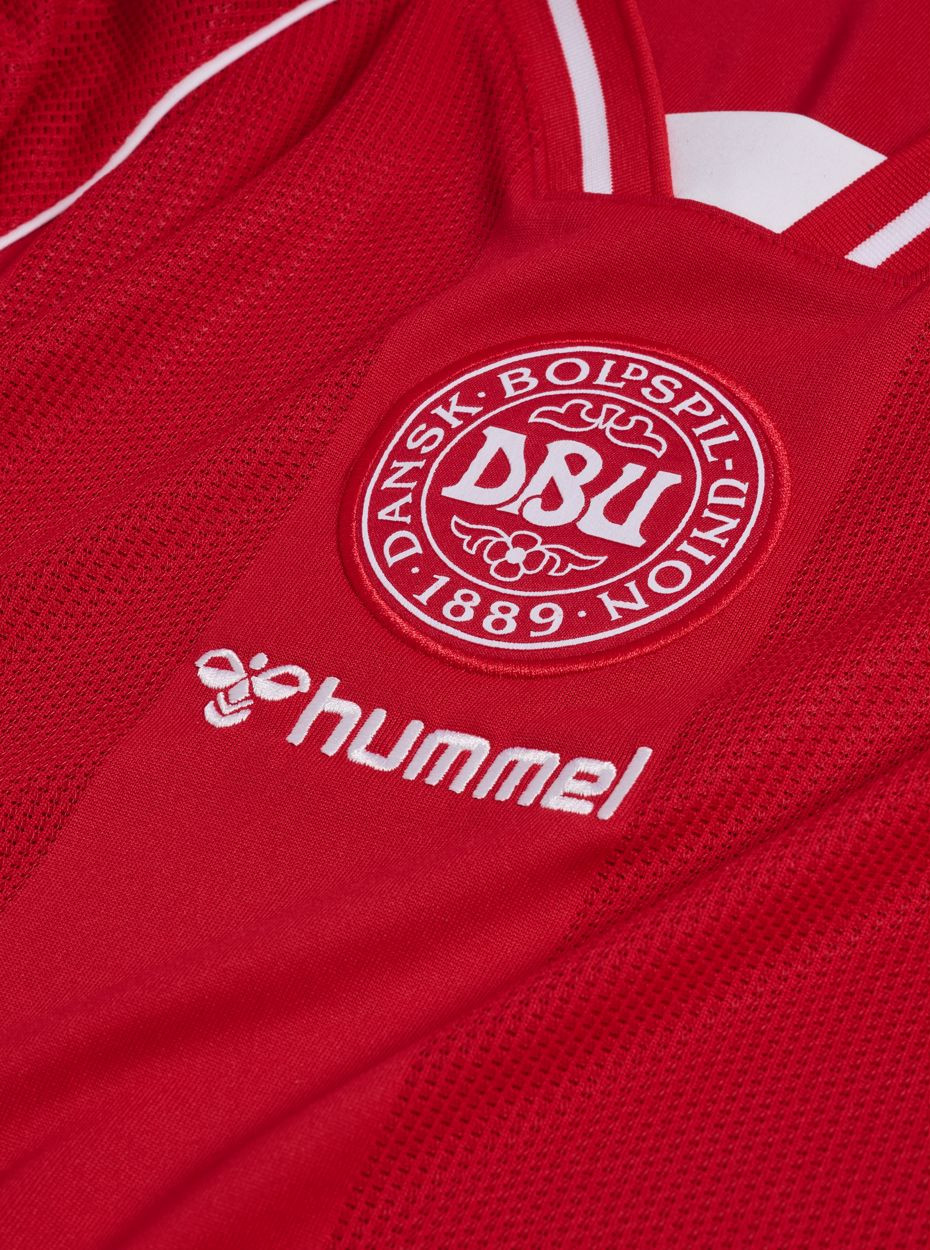 Le maglie Danimarca 2026-2027 di Hummel