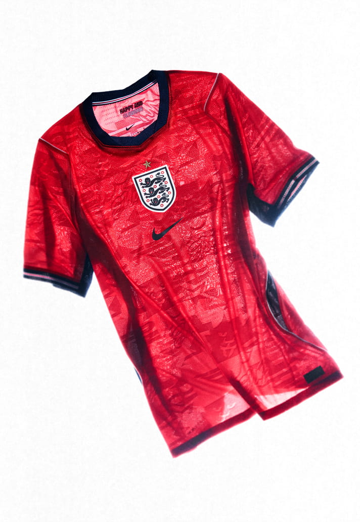 La maglia away dell'Inghilterra per i Mondiali 2026 ha colori audaci!