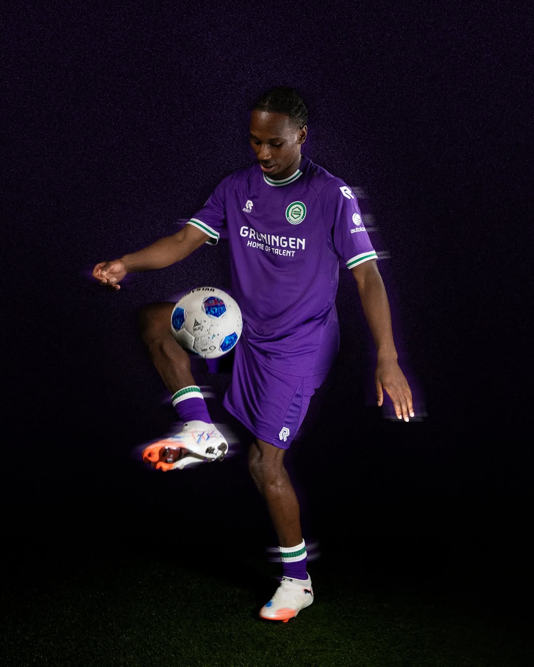 Maglie FC Groningen 2026-2027 omaggio alla G e al viola!