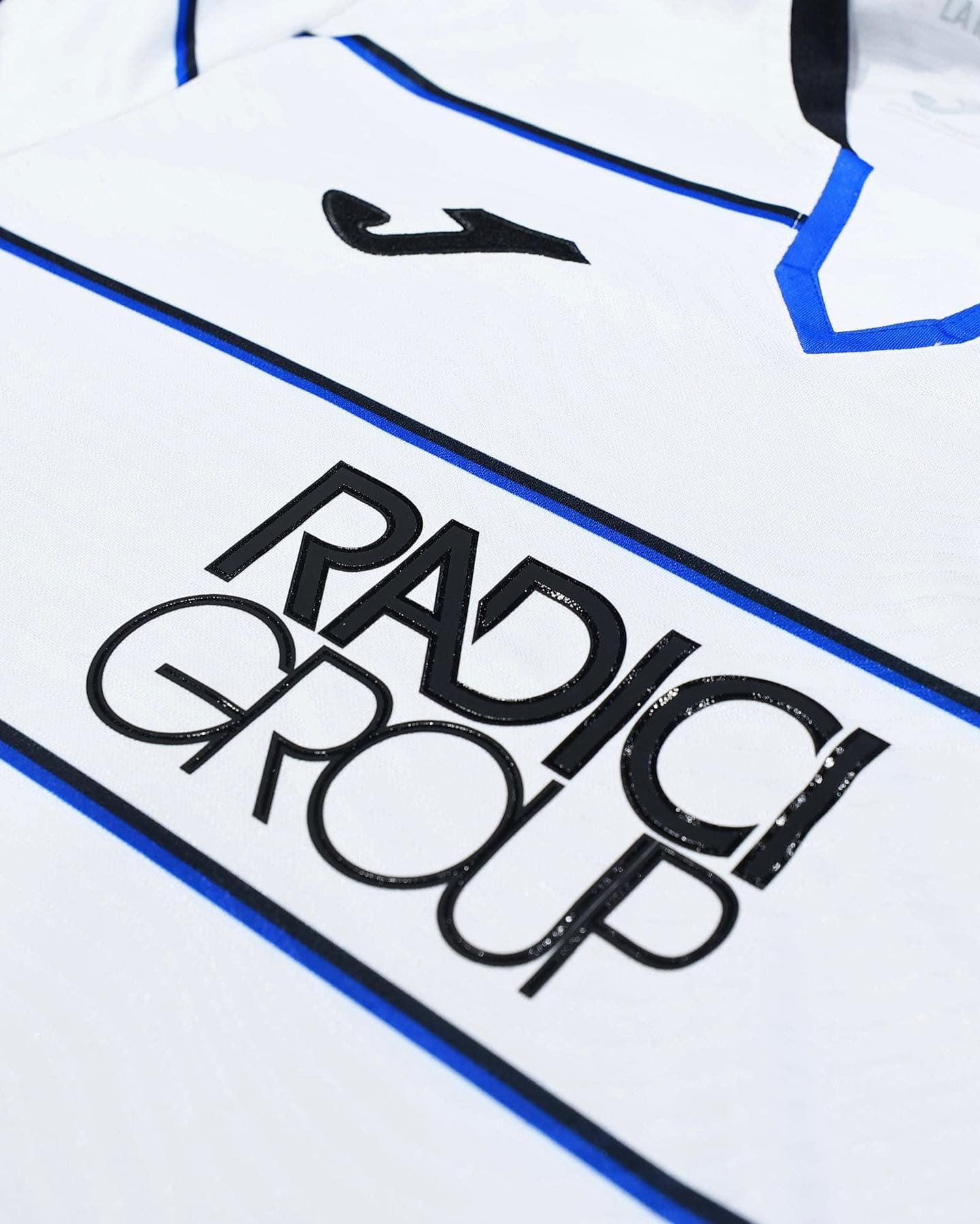 Maglie dell’Atalanta 2023-2024: JOMA tra rombi e la mappa di Bergamo